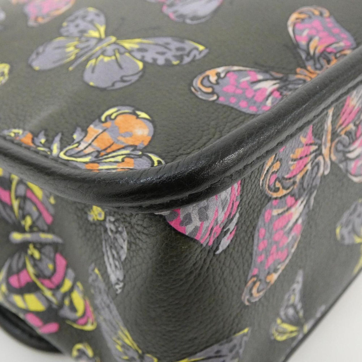 Loewe Black Green Pink Leather Shoulder Bag (Pre-Owned)