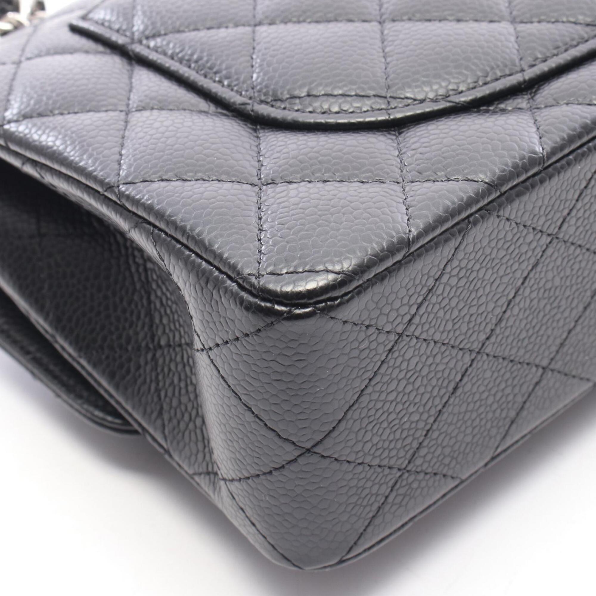 Chanel Black Grained Calfskin Shoulder Bag (Pre-Owned)