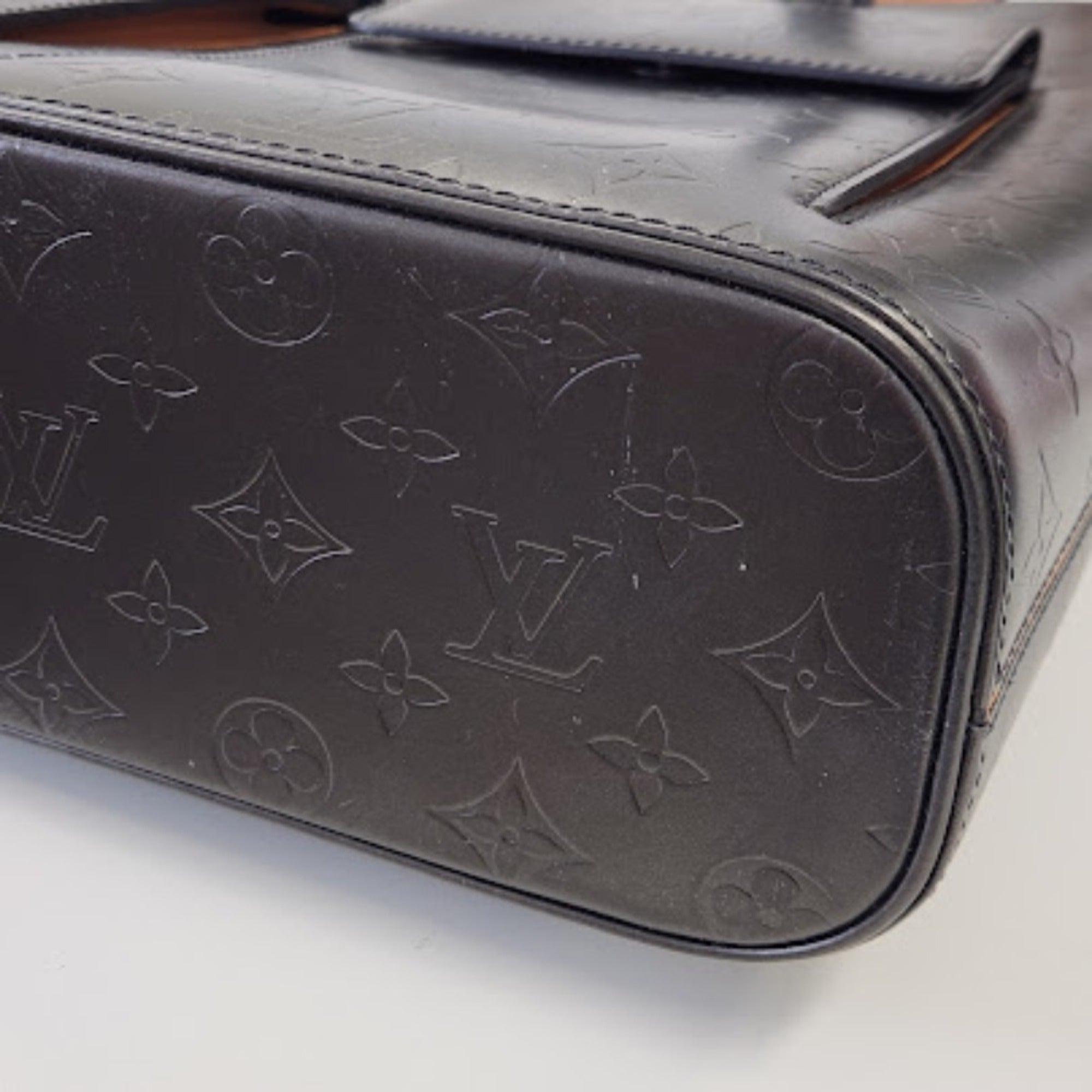 Louis Vuitton Monogram Mat Metallic Gray Monogram Mat Tote Bag (Pre-Owned)