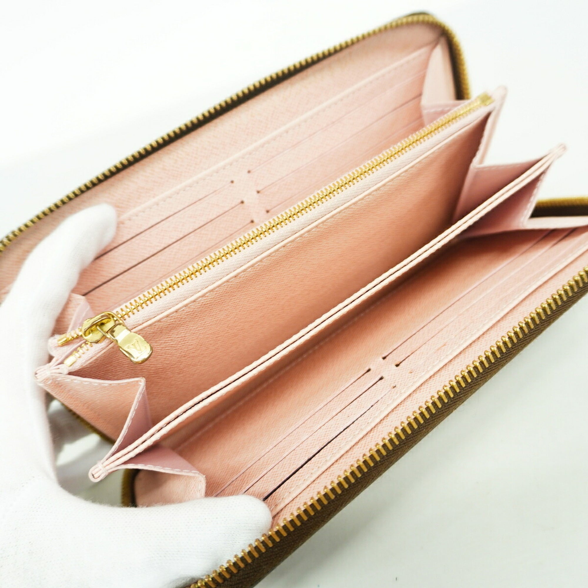 Louis Vuitton Rose Ballerine Long Wallet (Bi-Fold) (Pre-Owned)