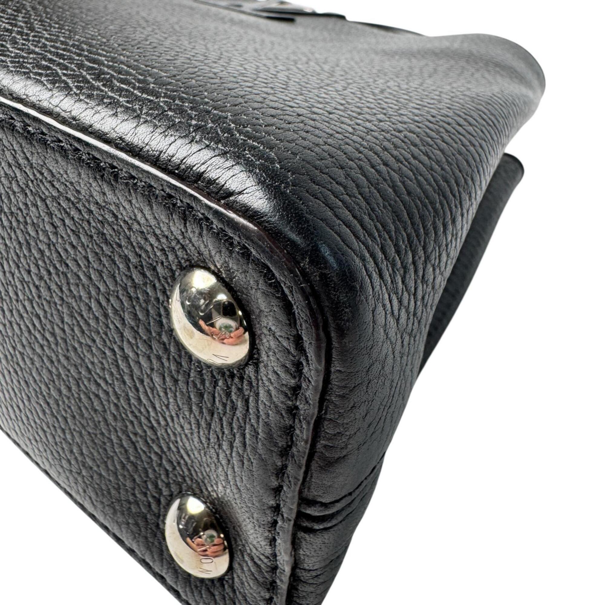 Louis Vuitton Black Leather Handbag Shoulder Bag (Pre-Owned)