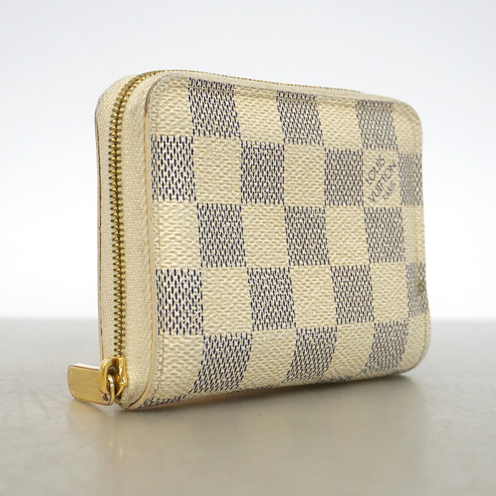 Louis Vuitton White Coin Purse/Coin Case (Pre-Owned)