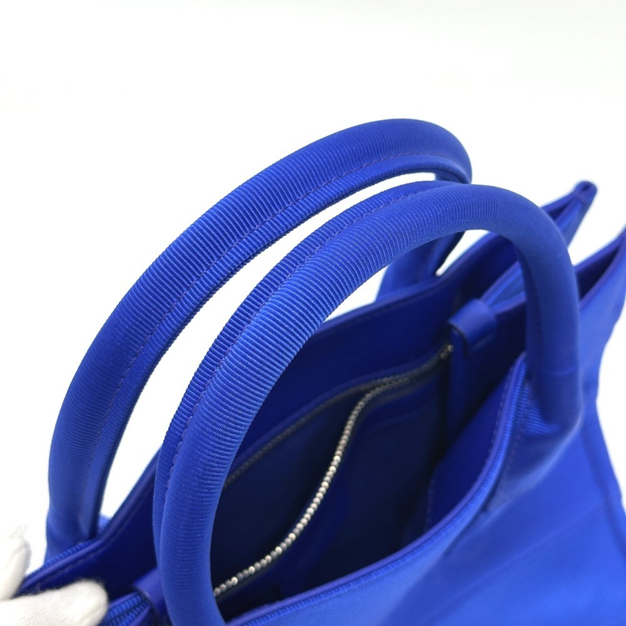 Salvatore Ferragamo Blue Canvas Handbag (Pre-Owned)