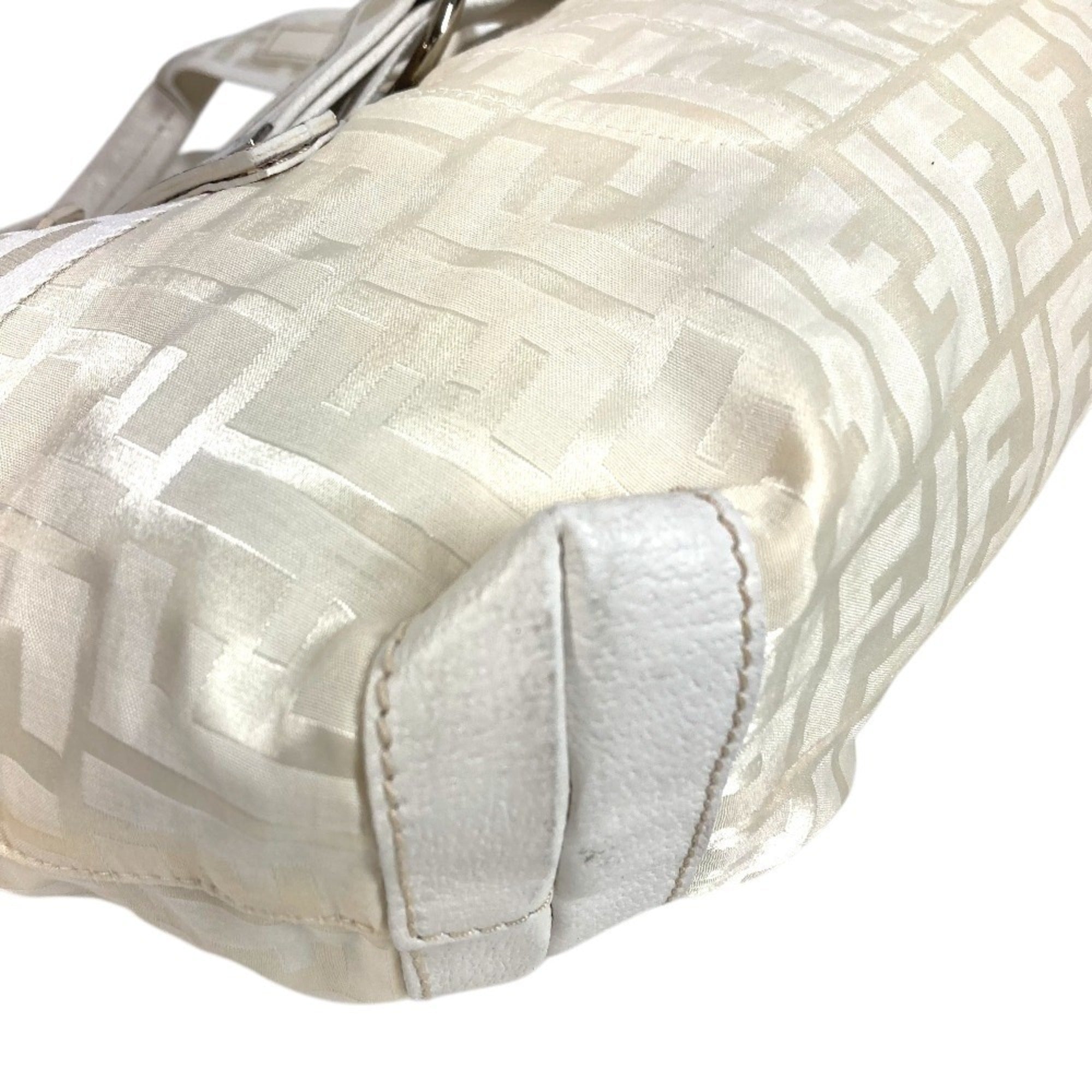 Fendi White Nylon Canvas Leather Handbag Shoulder Bag Tote Bag (Pre-Owned)