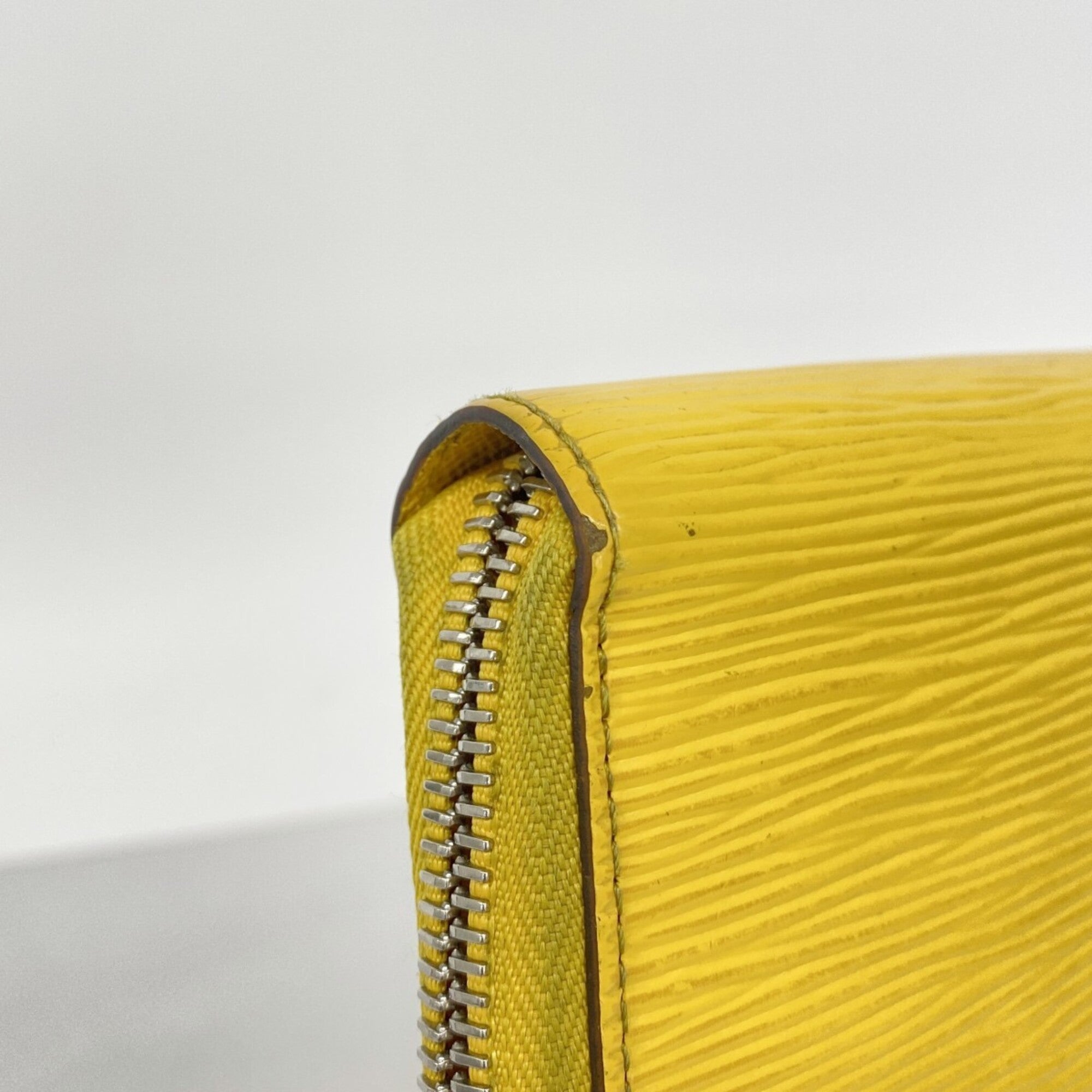 Louis Vuitton Yellow Long Wallet (Bi-Fold) (Pre-Owned)