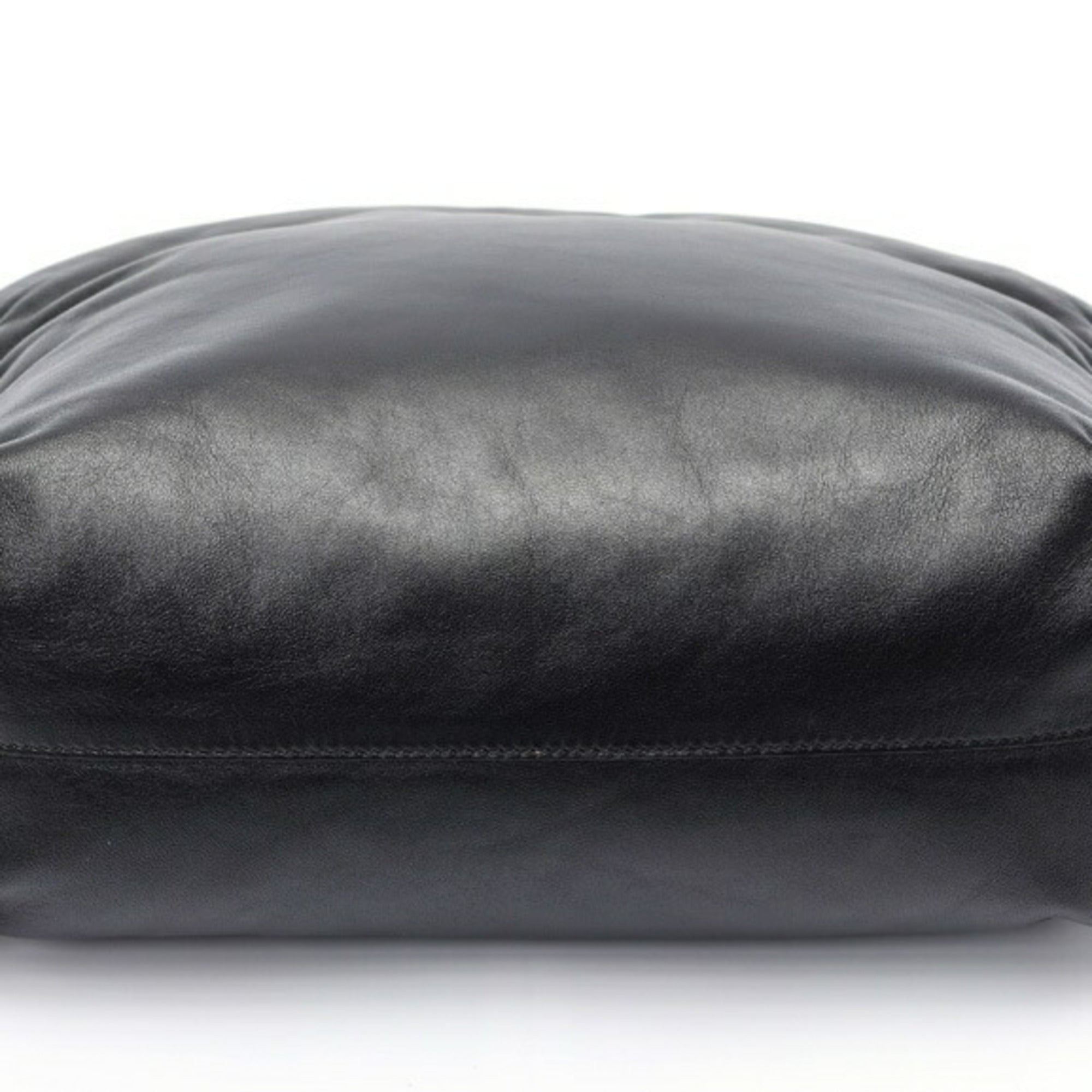 Loewe Flamenco Black Leather Shoulder Bag (Pre-Owned)
