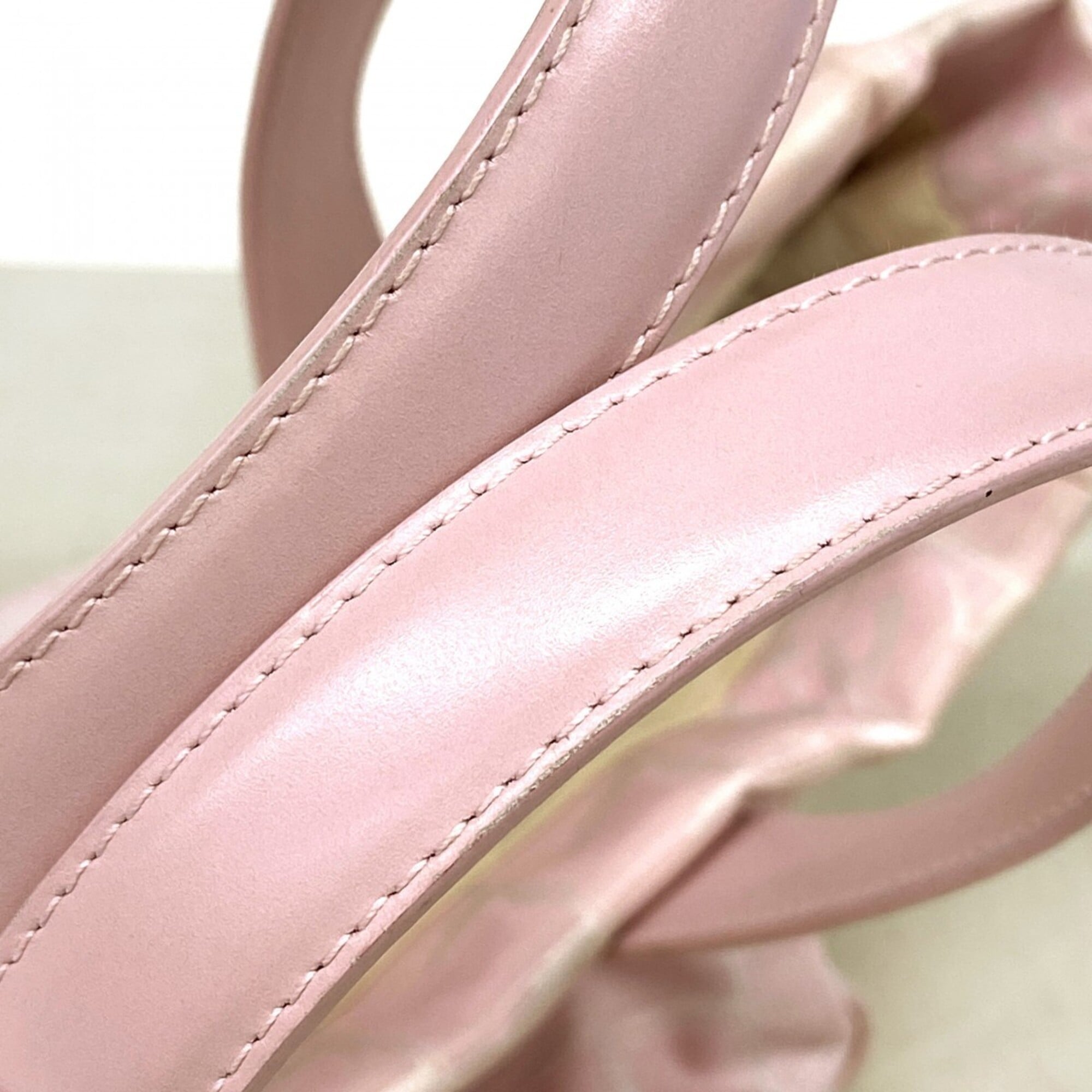 Chanel Pink Nylon Tote Bag (Pre-Owned)