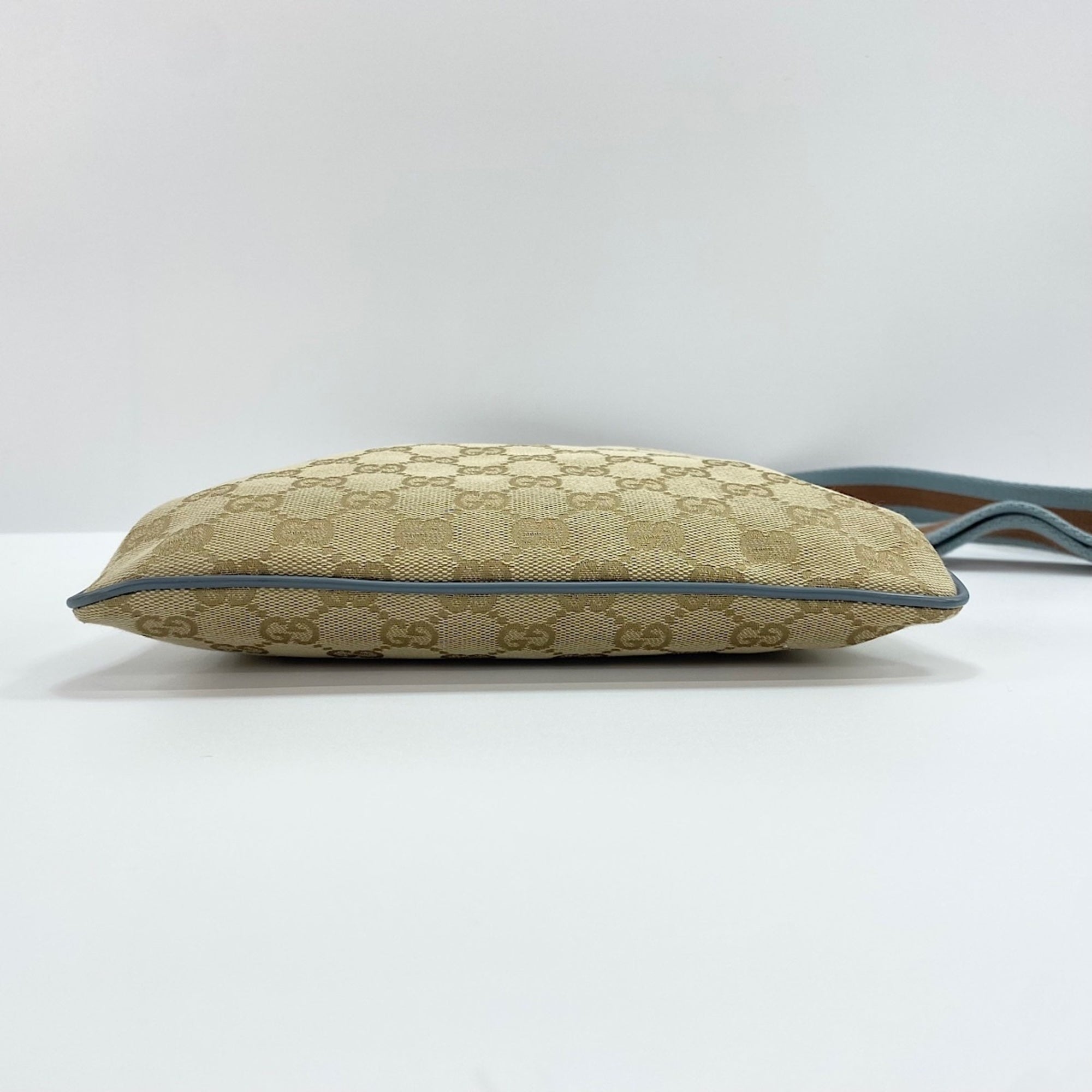 Gucci Beige Shoulder Bag (Pre-Owned)