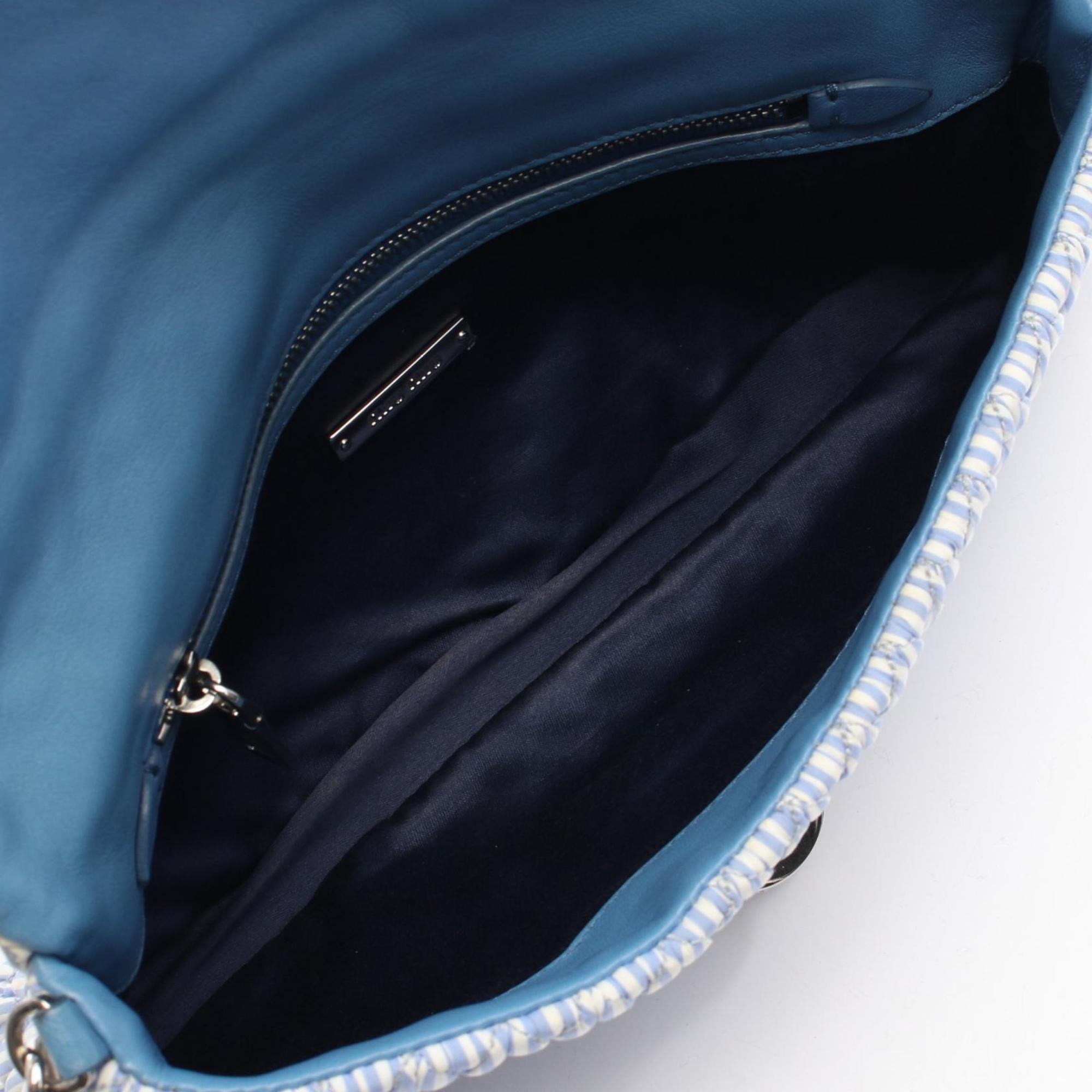 Miu Miu Matelasse Blue Fabric Shoulder Bag (Pre-Owned)