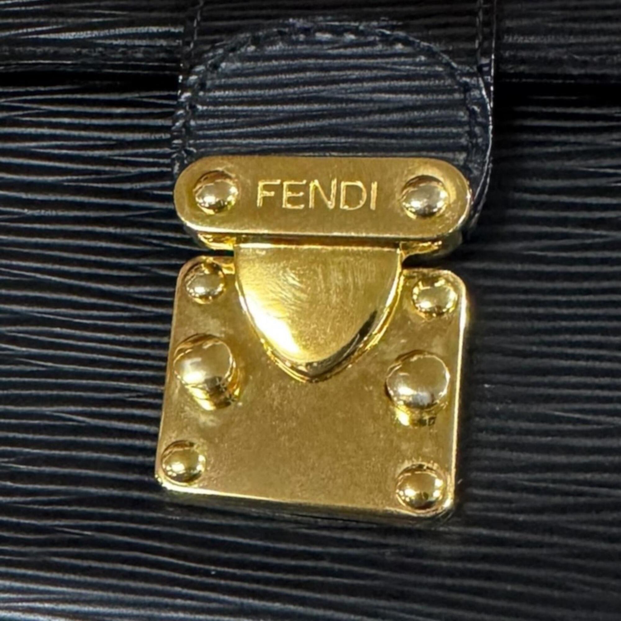 Fendi Black Leather Shoulder Bag (Pre-Owned)