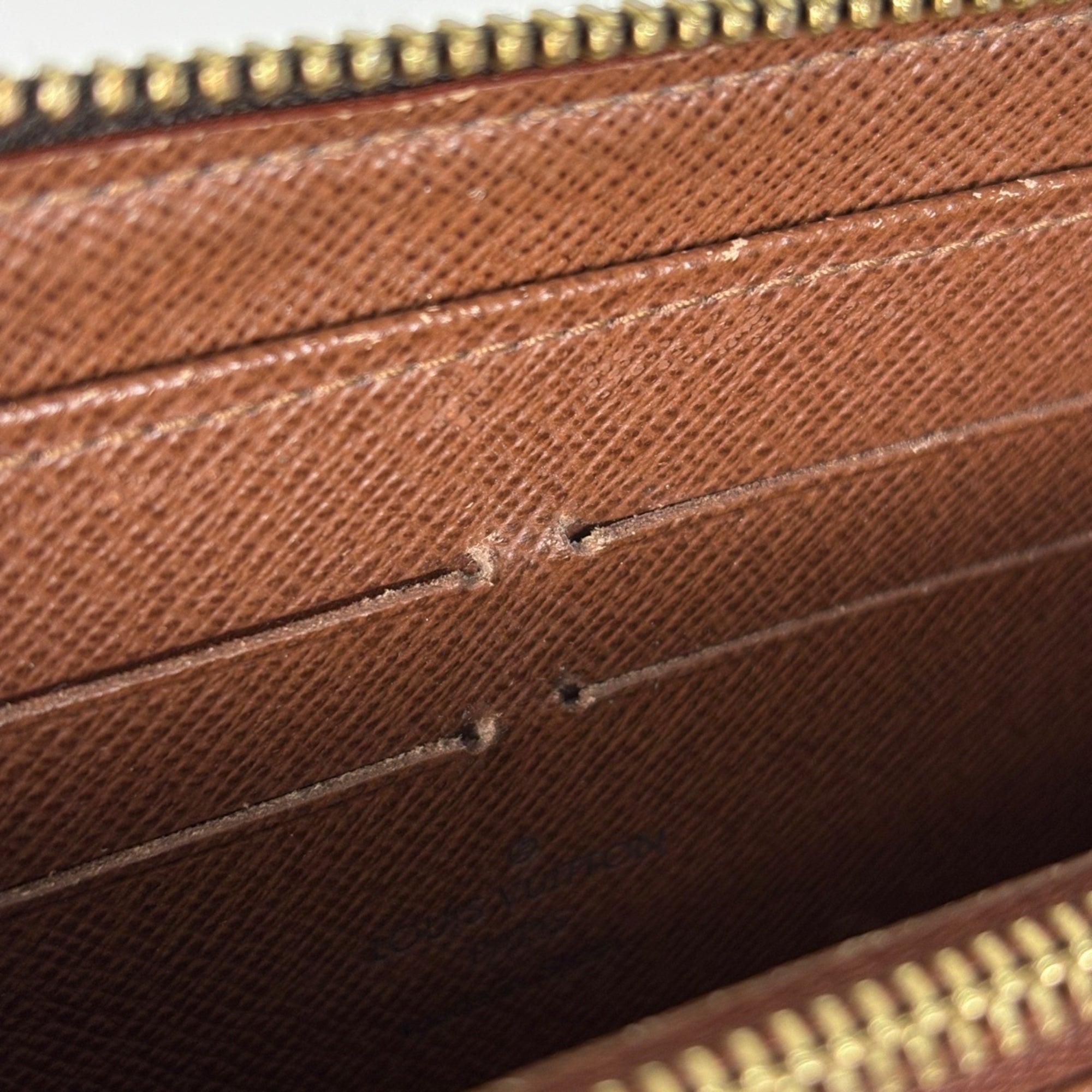 Louis Vuitton Monogram Brown Monogram Long Wallet (Bi-Fold) (Pre-Owned)
