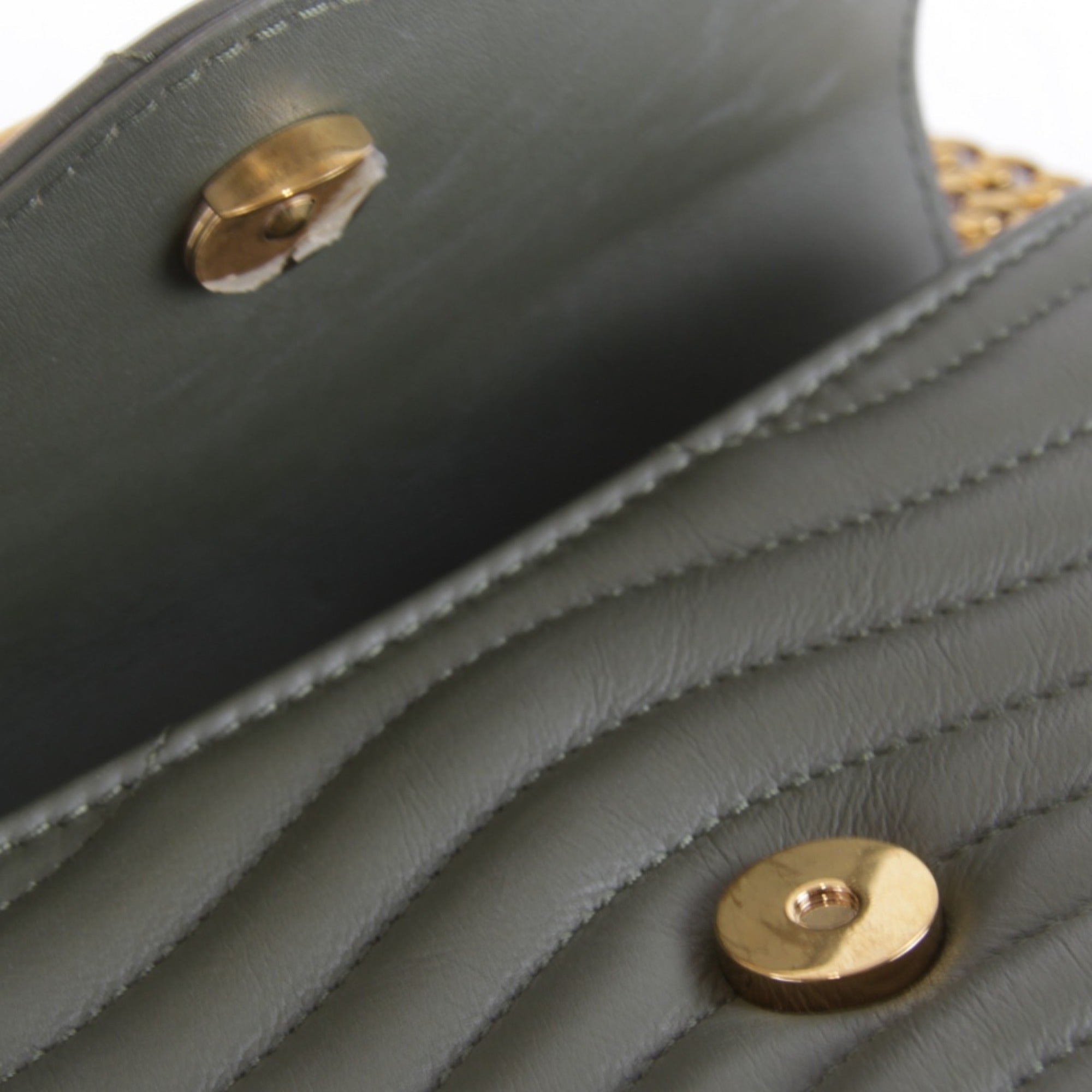 Louis Vuitton Khaki Leather Shoulder Bag (Pre-Owned)