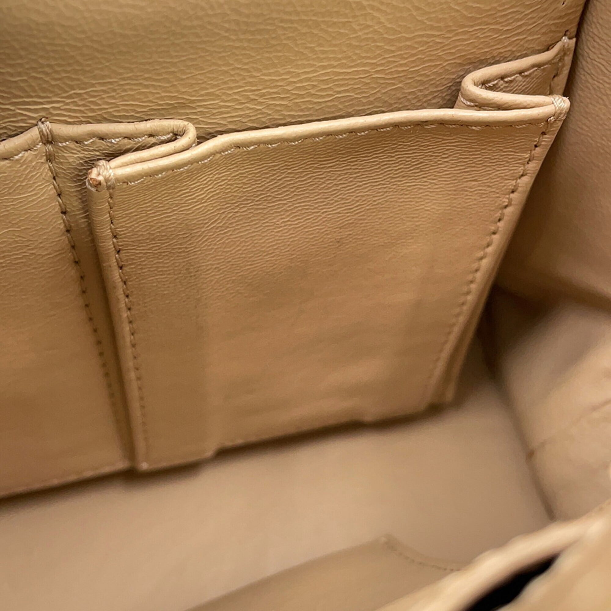 Salvatore Ferragamo Beige Leather Handbag (Pre-Owned)