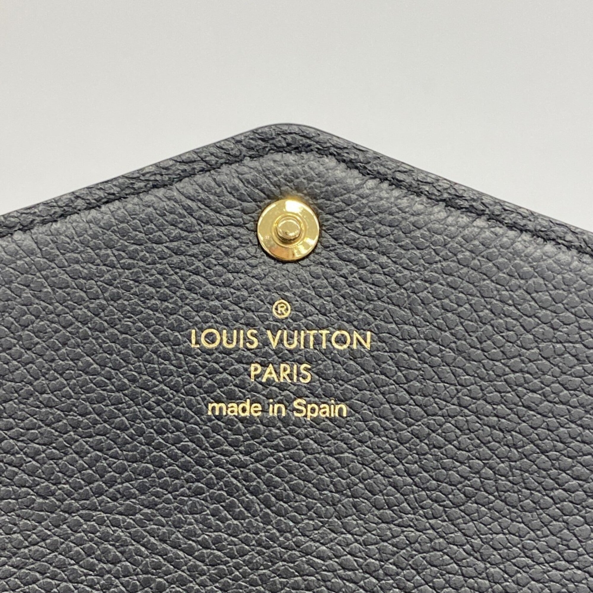 Louis Vuitton Beige Black Long Wallet (Bi-Fold) (Pre-Owned)