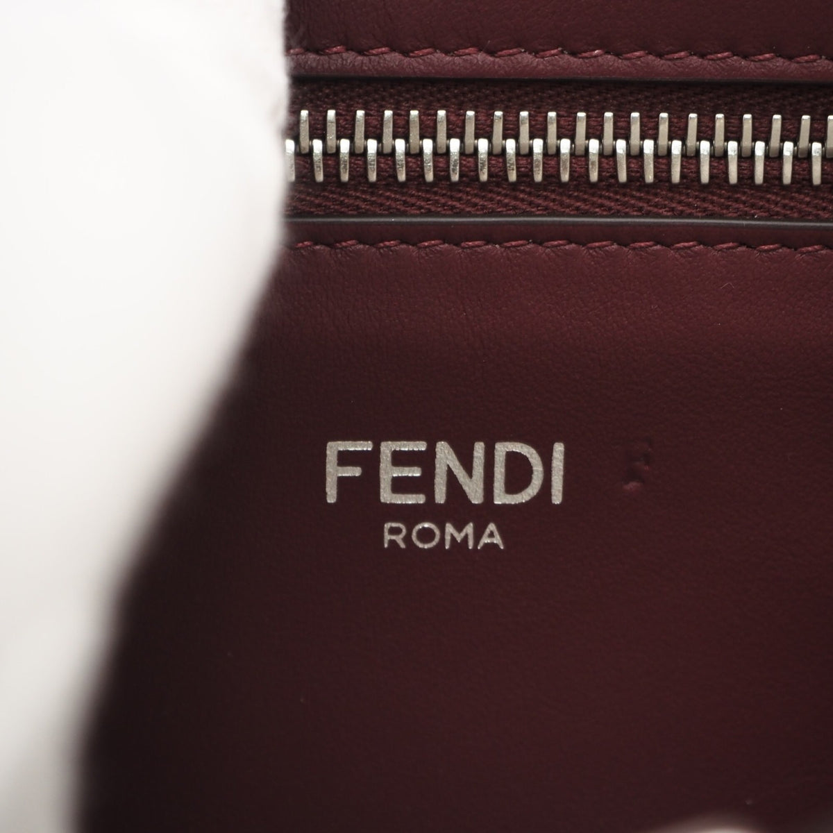 Fendi Peekaboo Bordeaux Leather Handbag (Pre-Owned)