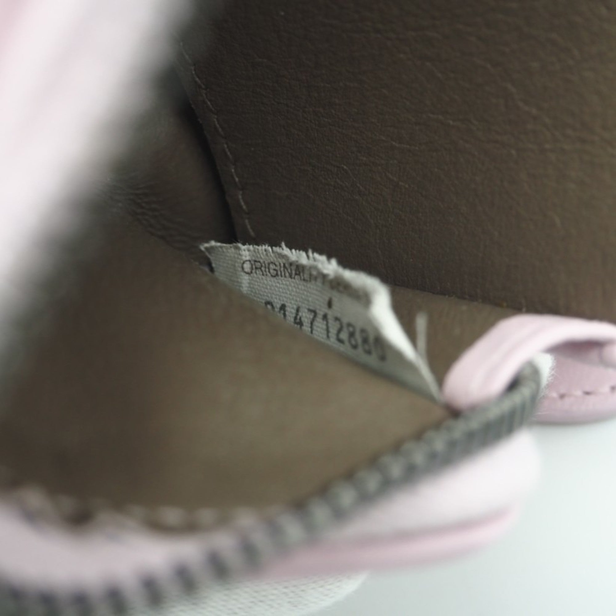 Bottega Veneta Pink Leather Coin Purse/Coin Case (Pre-Owned)