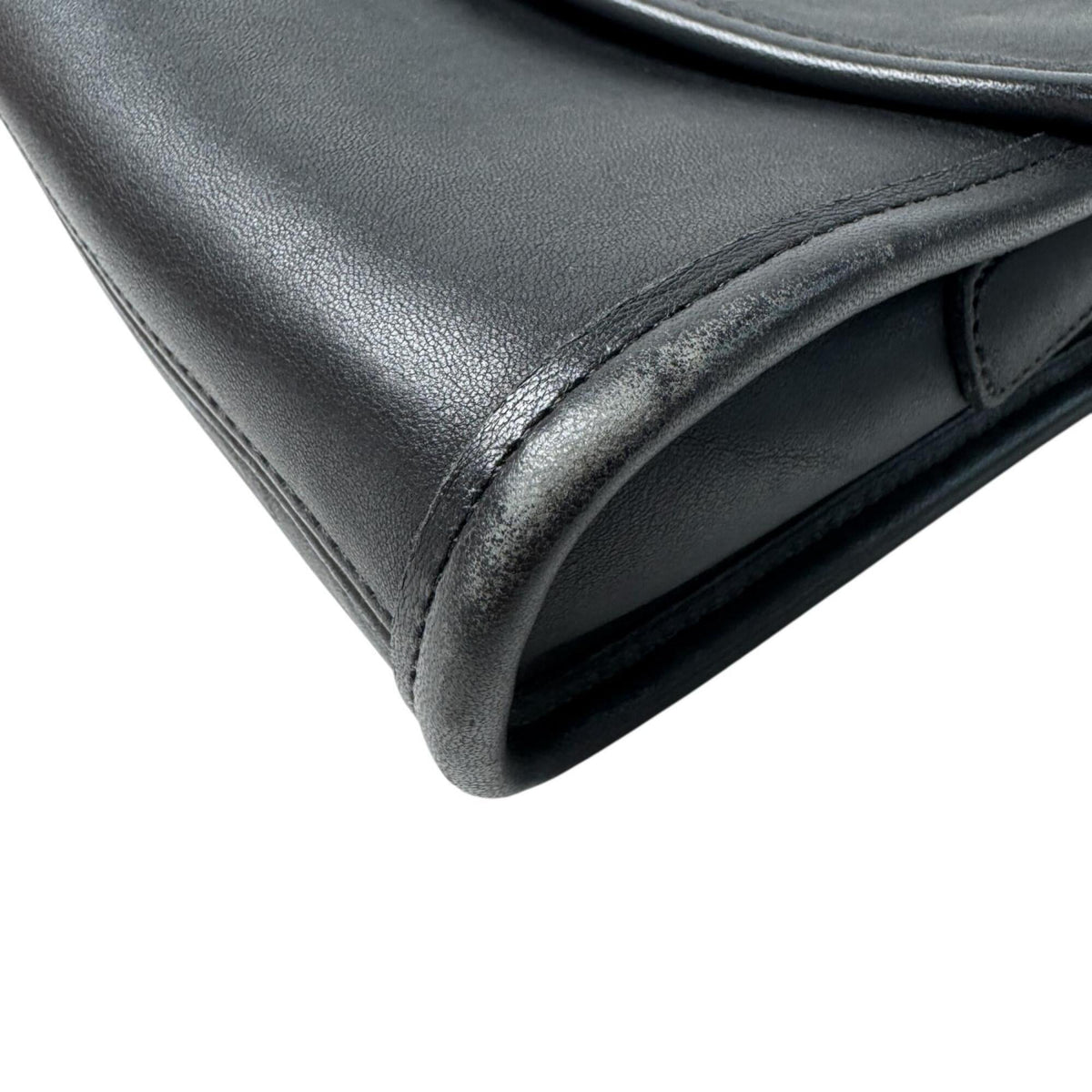 Coach Black Leather Shoulder Bag (Pre-Owned)
