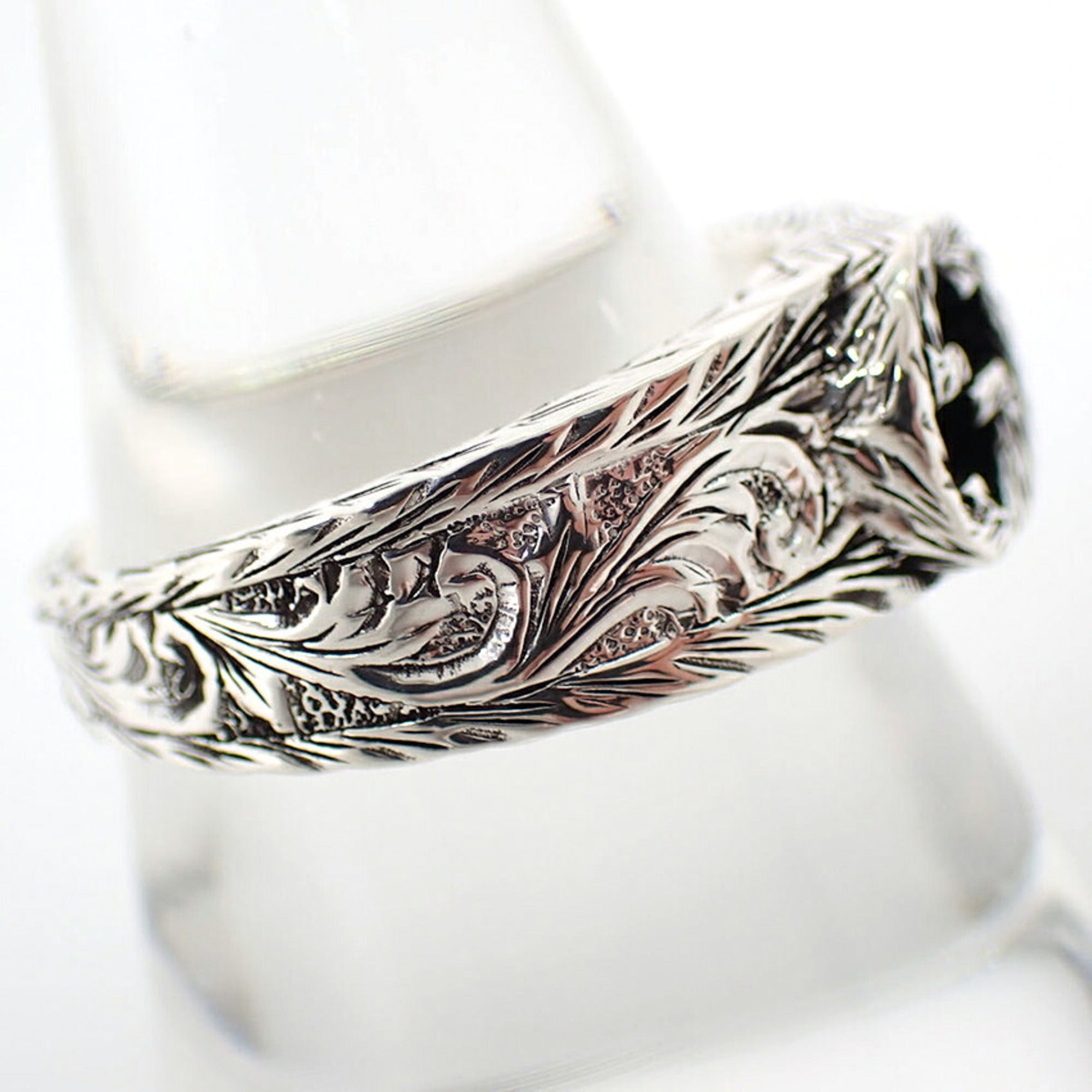 Gucci Sterling Silver 925 Band Ring (Pre-Owned)