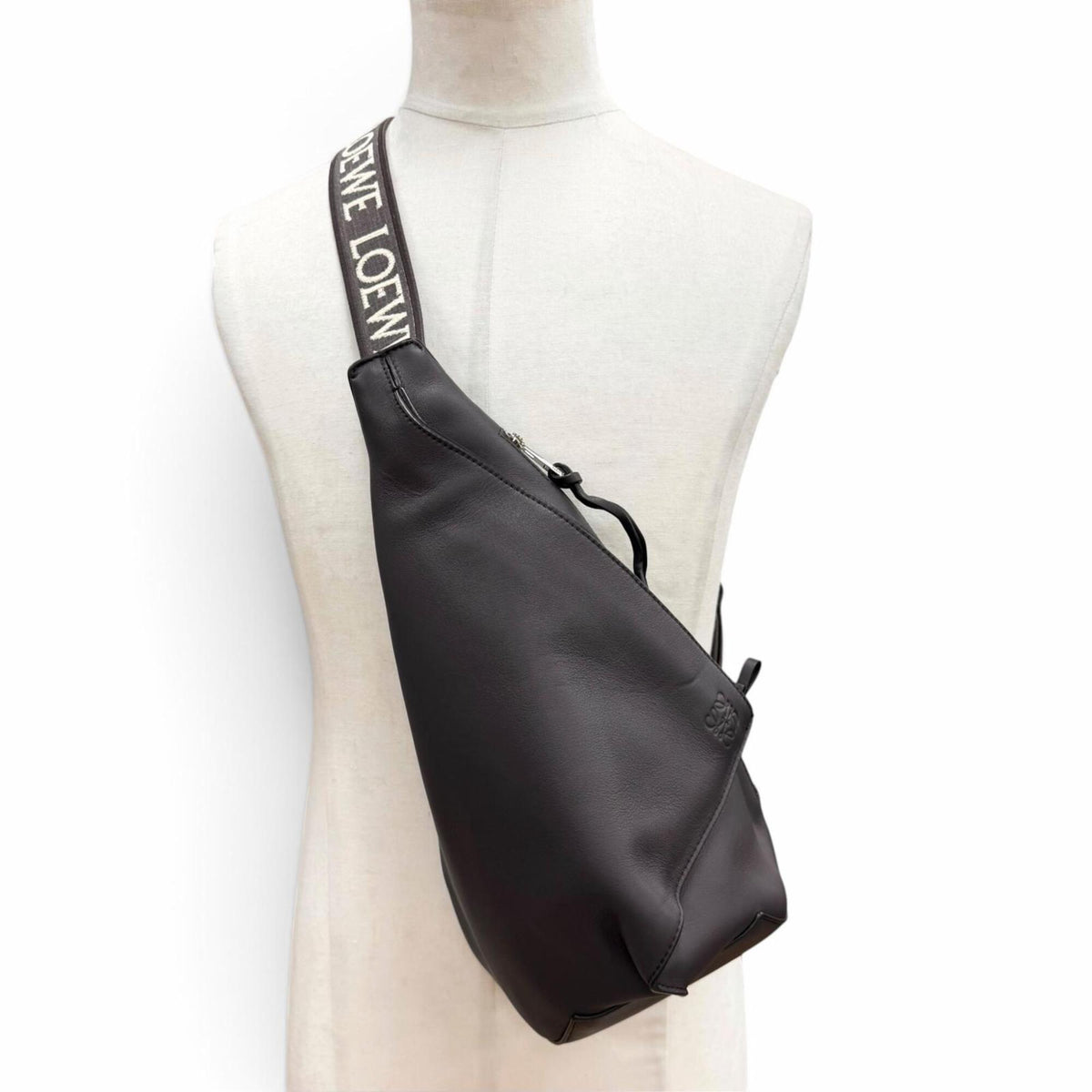 Loewe Gray Sling Bag (Pre-Owned)