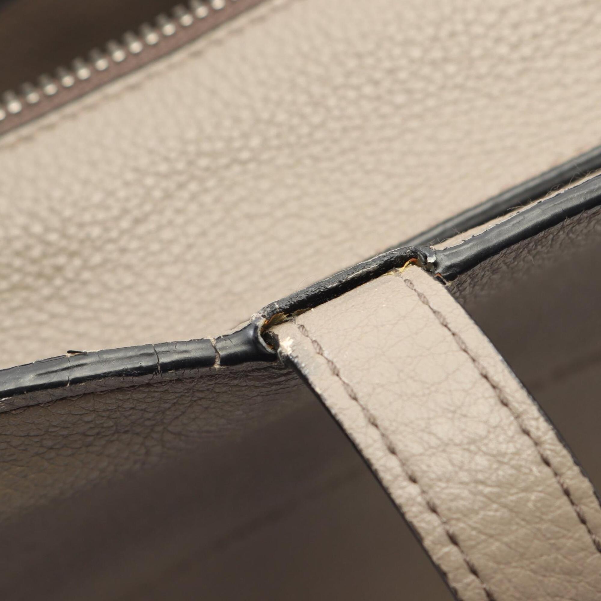 Prada Beige Leather Handbag Tote Bag (Pre-Owned)