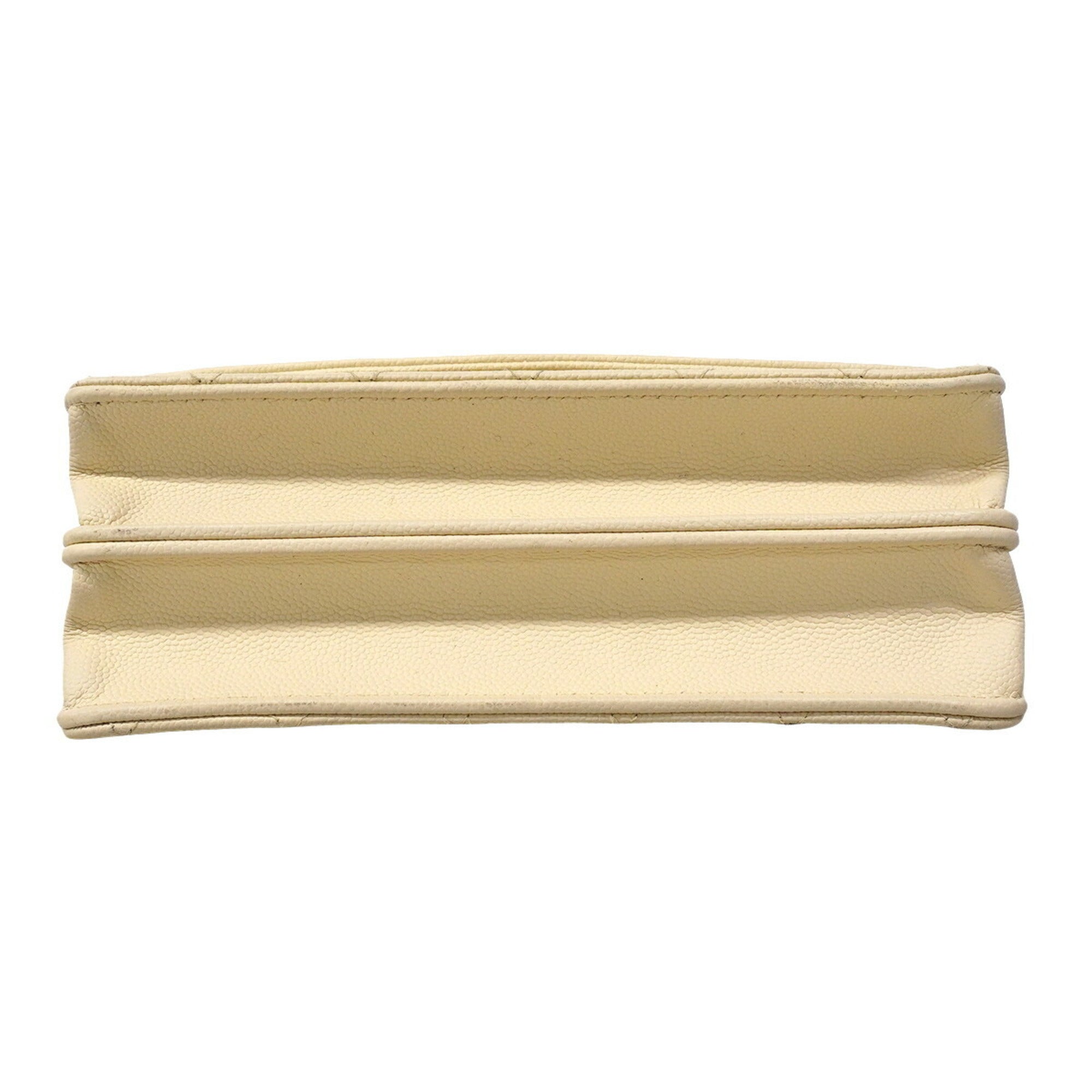 Chanel Ivory Grained Calfskin Handbag (Pre-Owned)