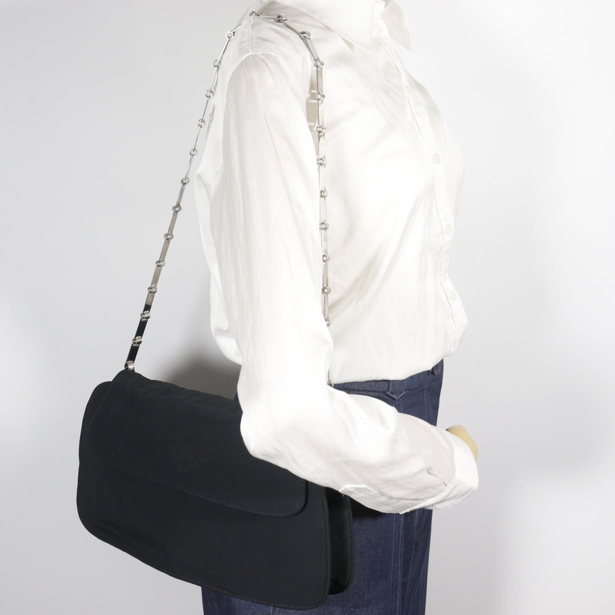 Bottega Veneta Black Nylon Shoulder Bag (Pre-Owned)