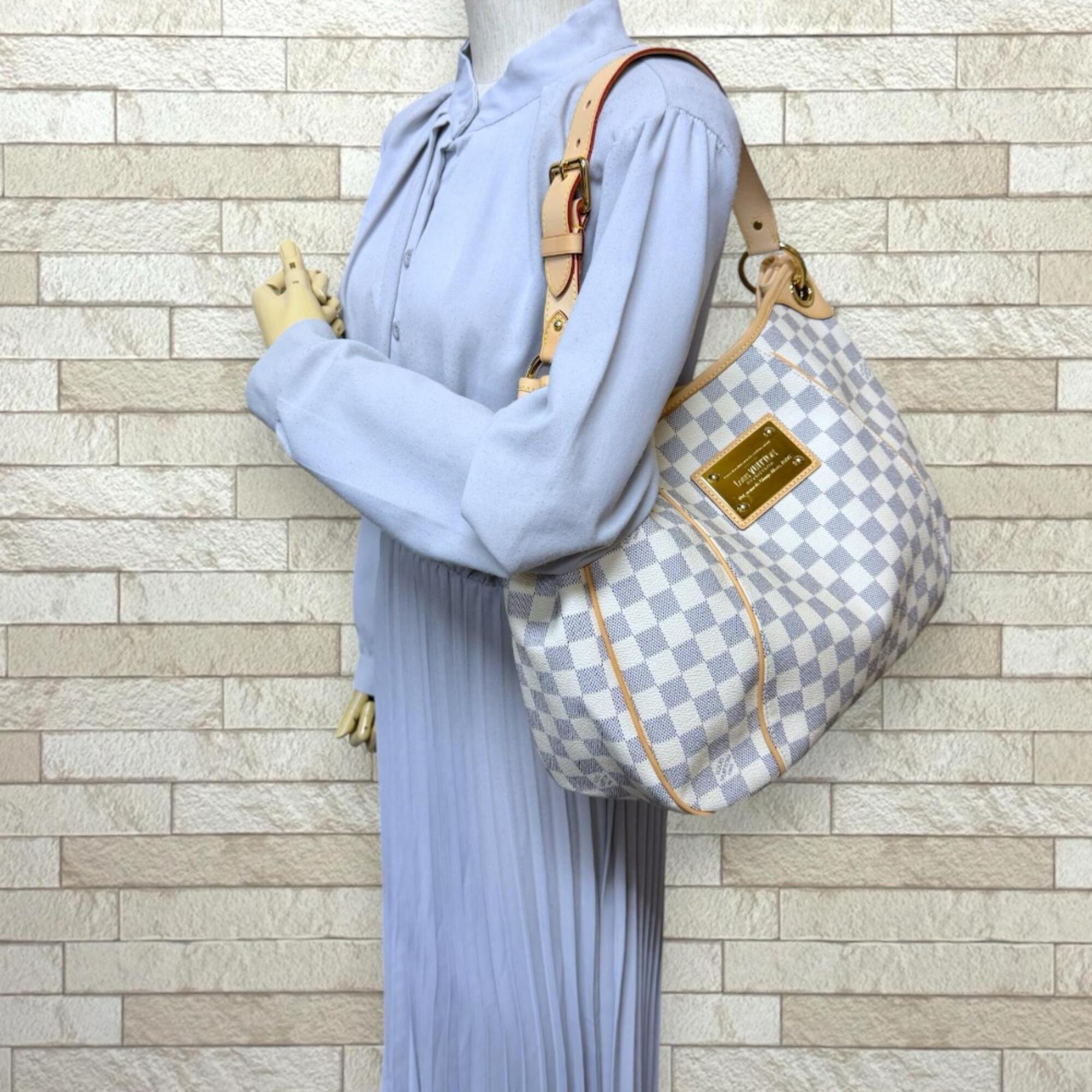 Louis Vuitton White Damier Azur Canvas Shoulder Bag (Pre-Owned)
