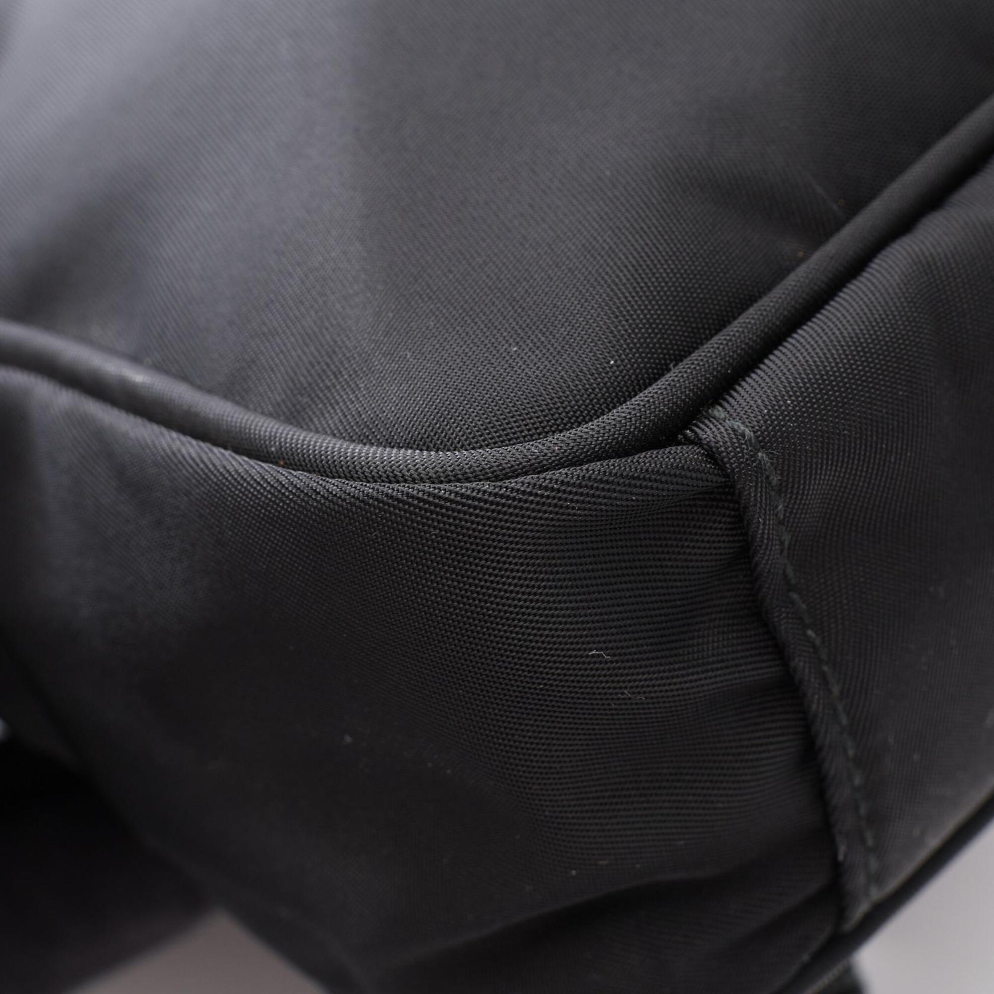 Prada Black Nylon Fanny Pack Handbag (Pre-Owned)