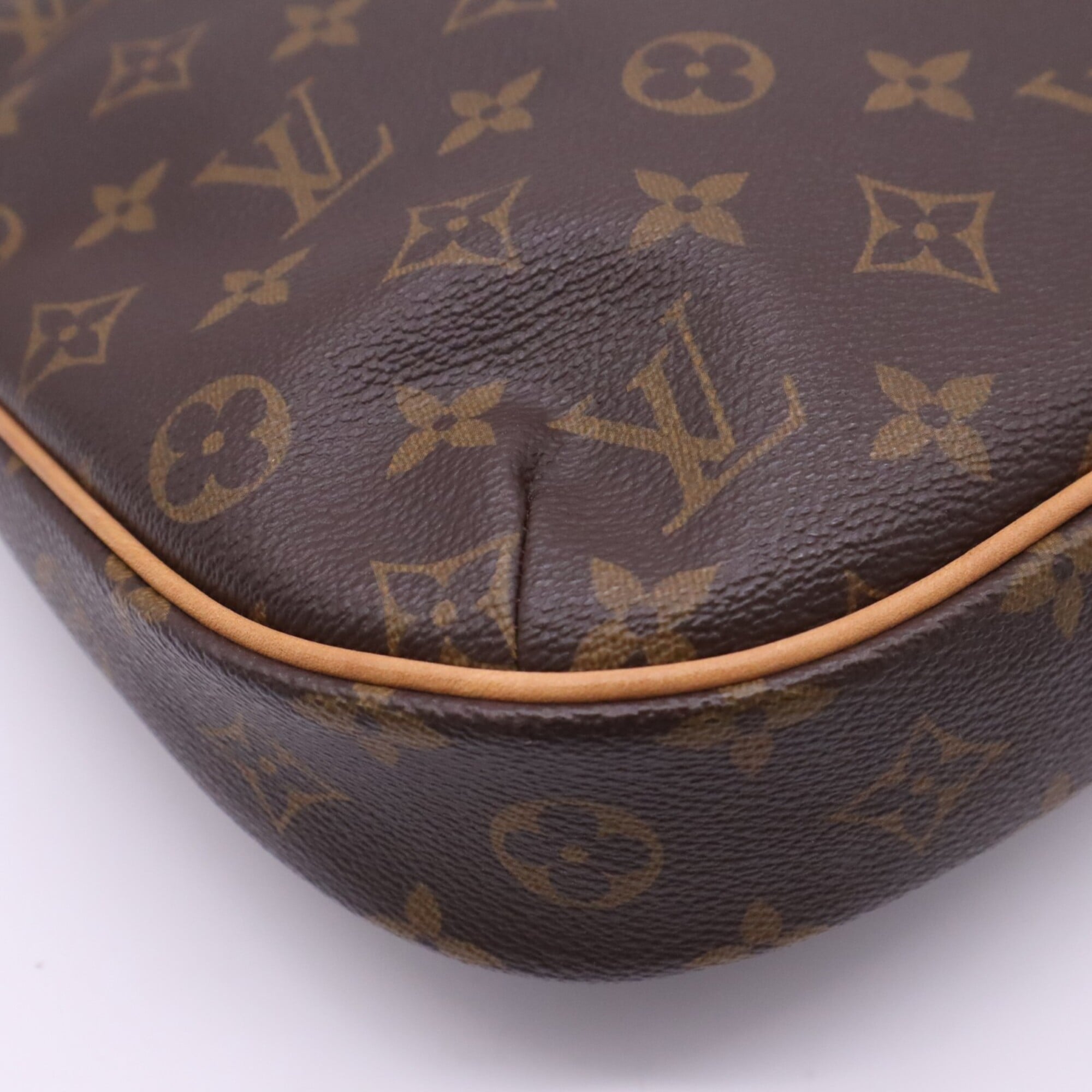 Louis Vuitton Beige Brown Coated Canvas Leather Shoulder Bag (Pre-Owned)