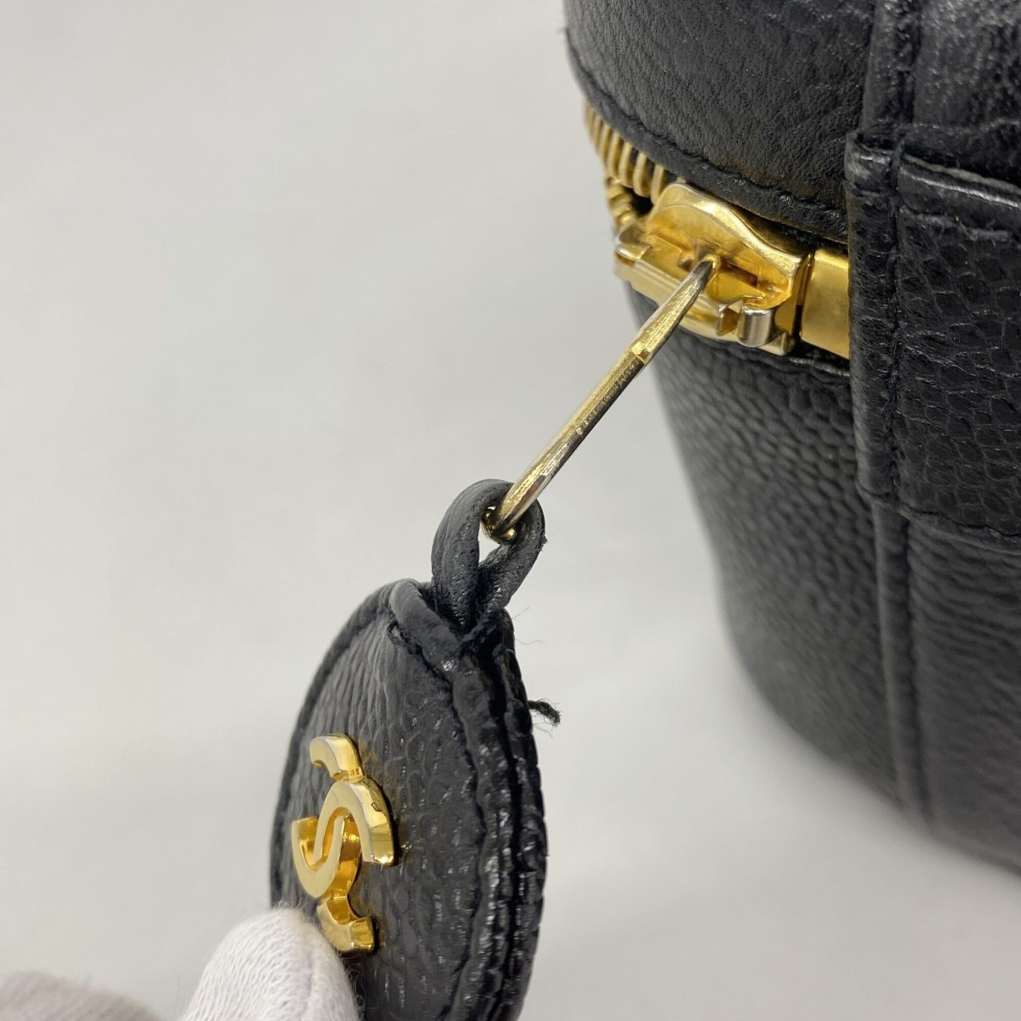Chanel Black Grained Calfskin Vanity Bag (Pre-Owned)