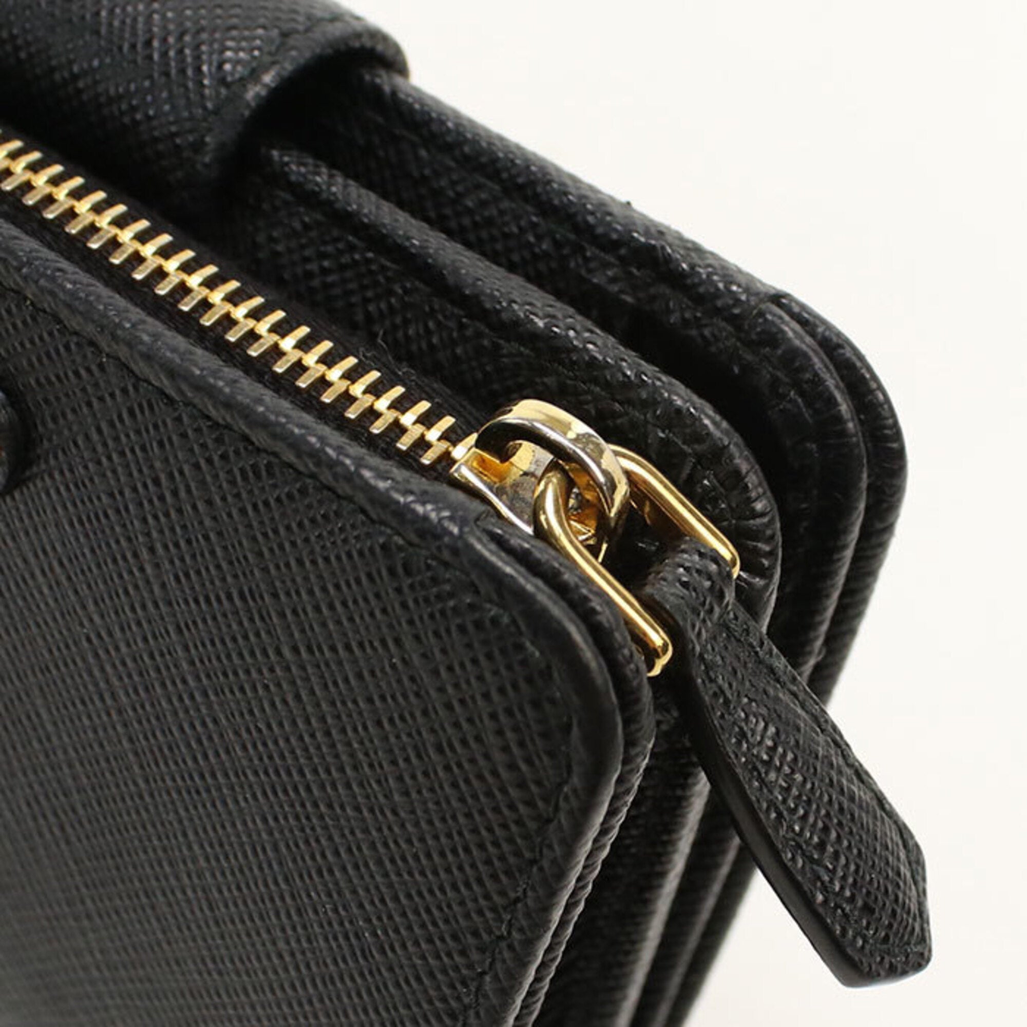 Prada Black Leather Wallet (Bi-Fold) (Pre-Owned)