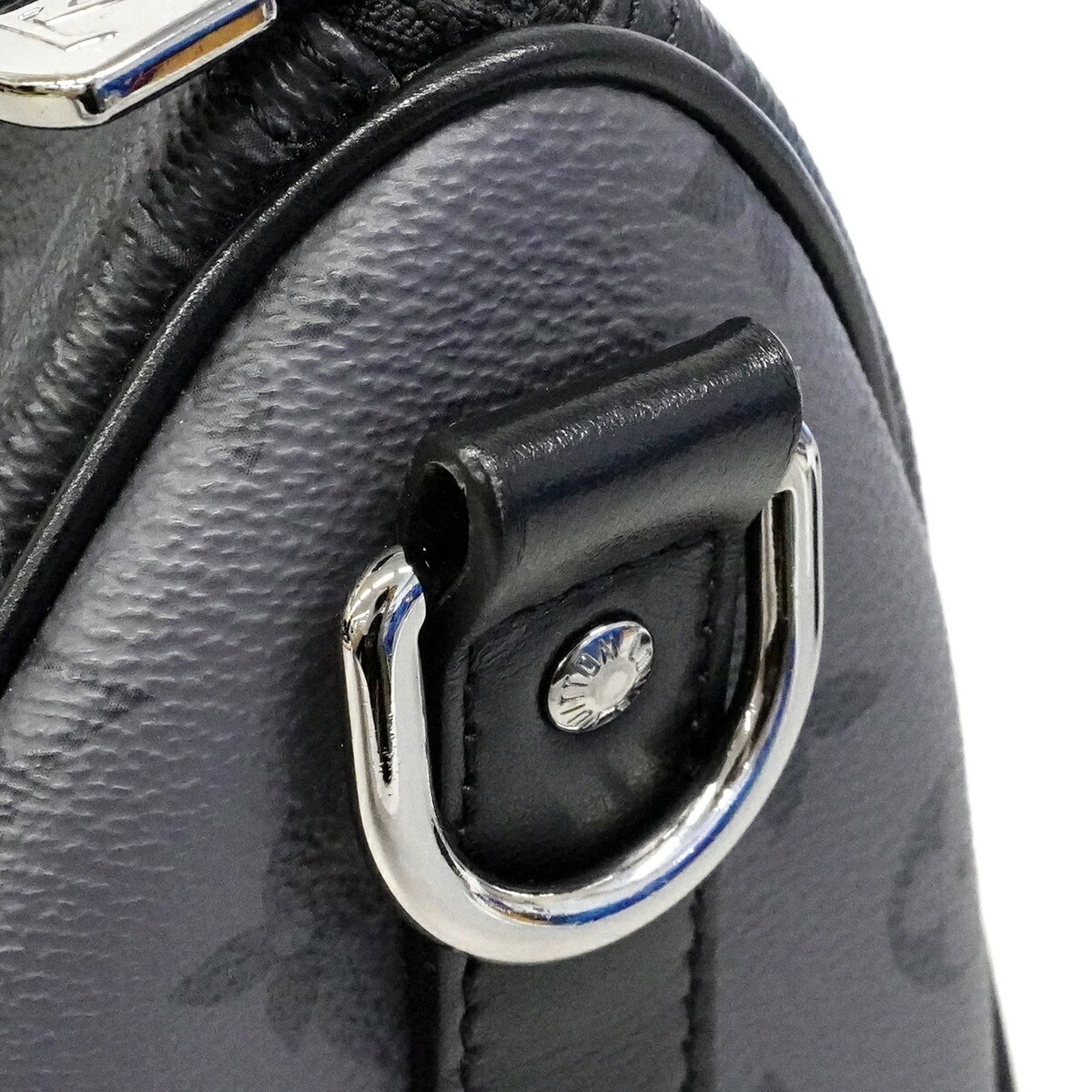 Louis Vuitton Black Handbag (Pre-Owned)