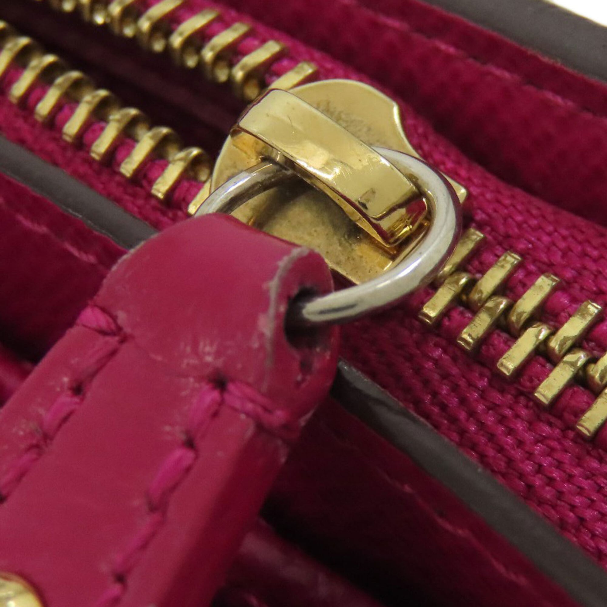 Louis Vuitton Fuchsia Monogram Monogram Wallet (Bi-Fold) (Pre-Owned)