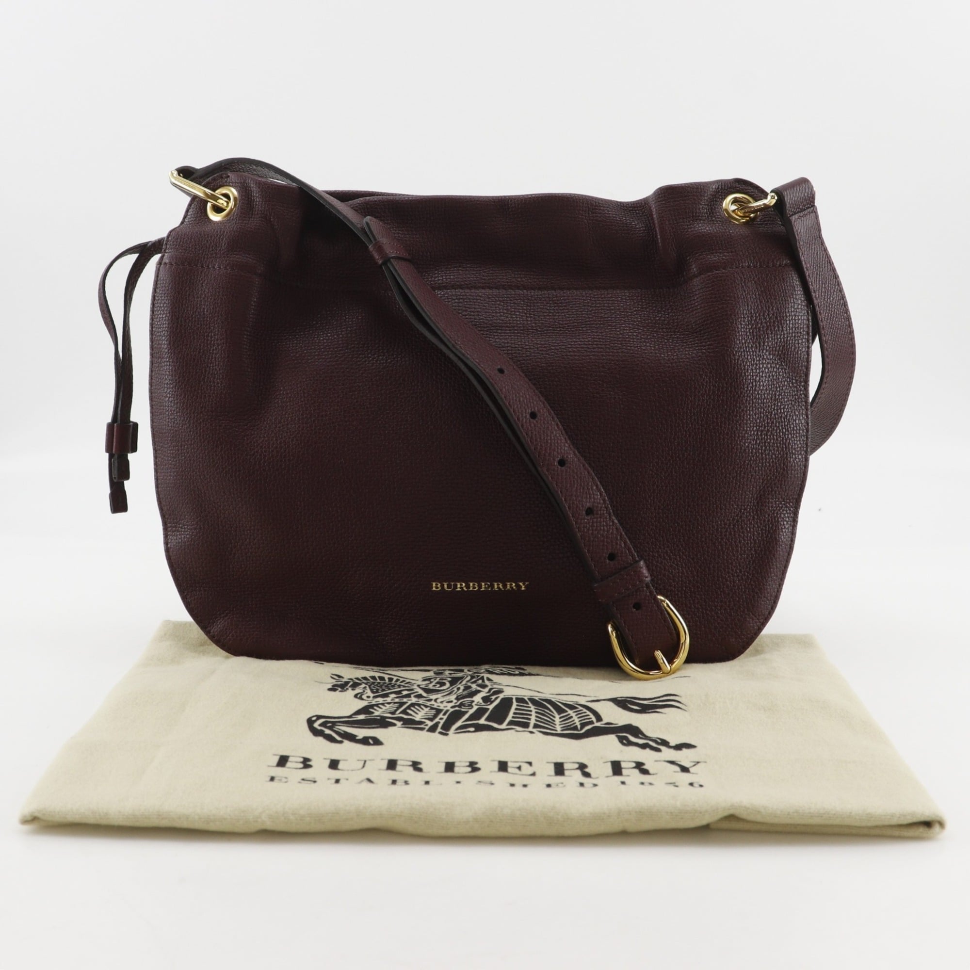 Burberry Bordeaux Red Color Leather Shoulder Bag (Pre-Owned)