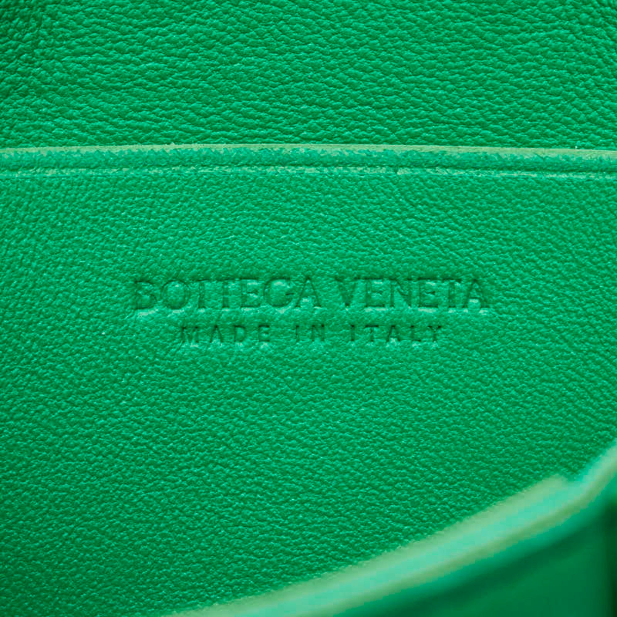Bottega Veneta Green Leather Shoulder Bag (Pre-Owned)