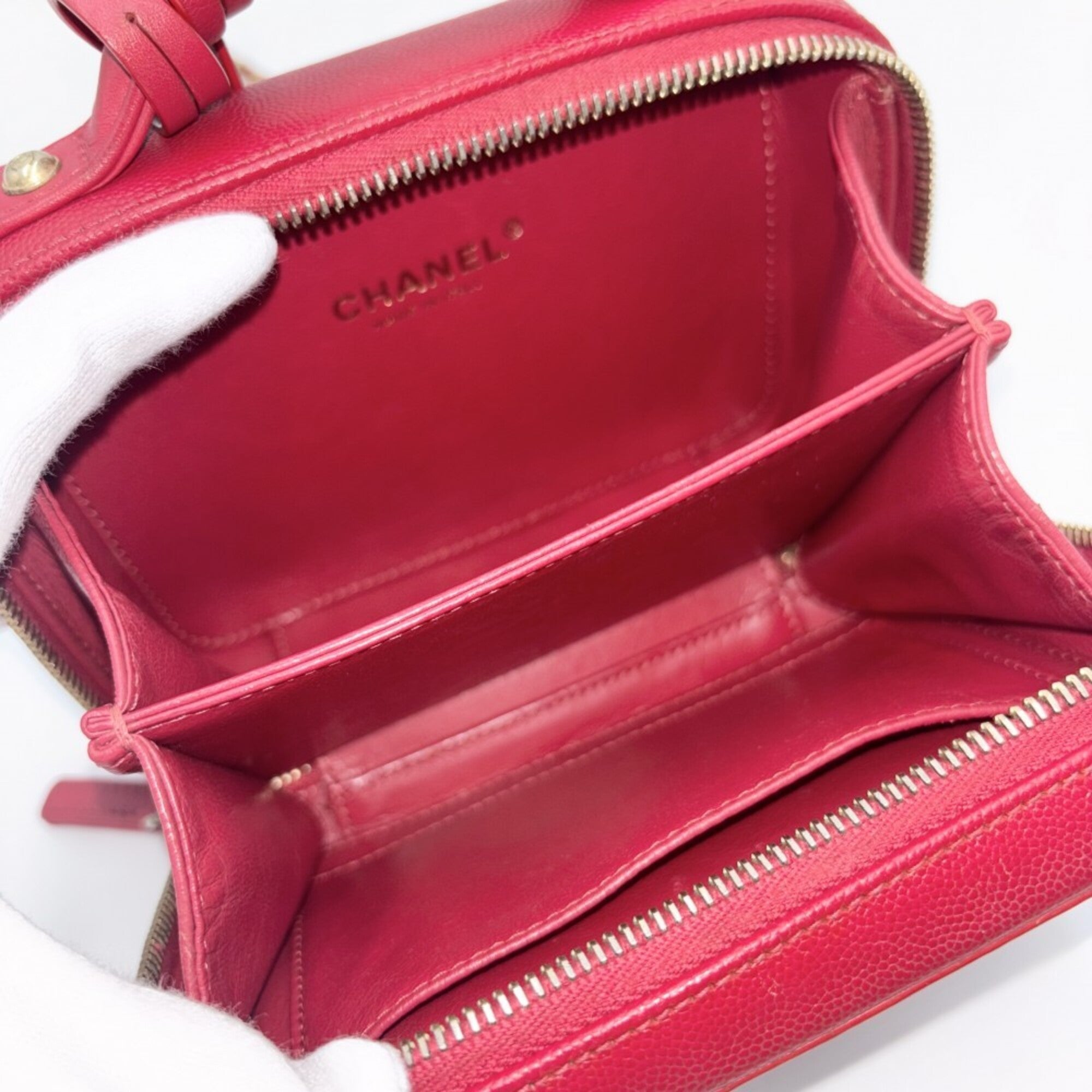 Chanel Red Color Grained Calfskin Pochette Shoulder Bag Vanity Bag (Pre-Owned)