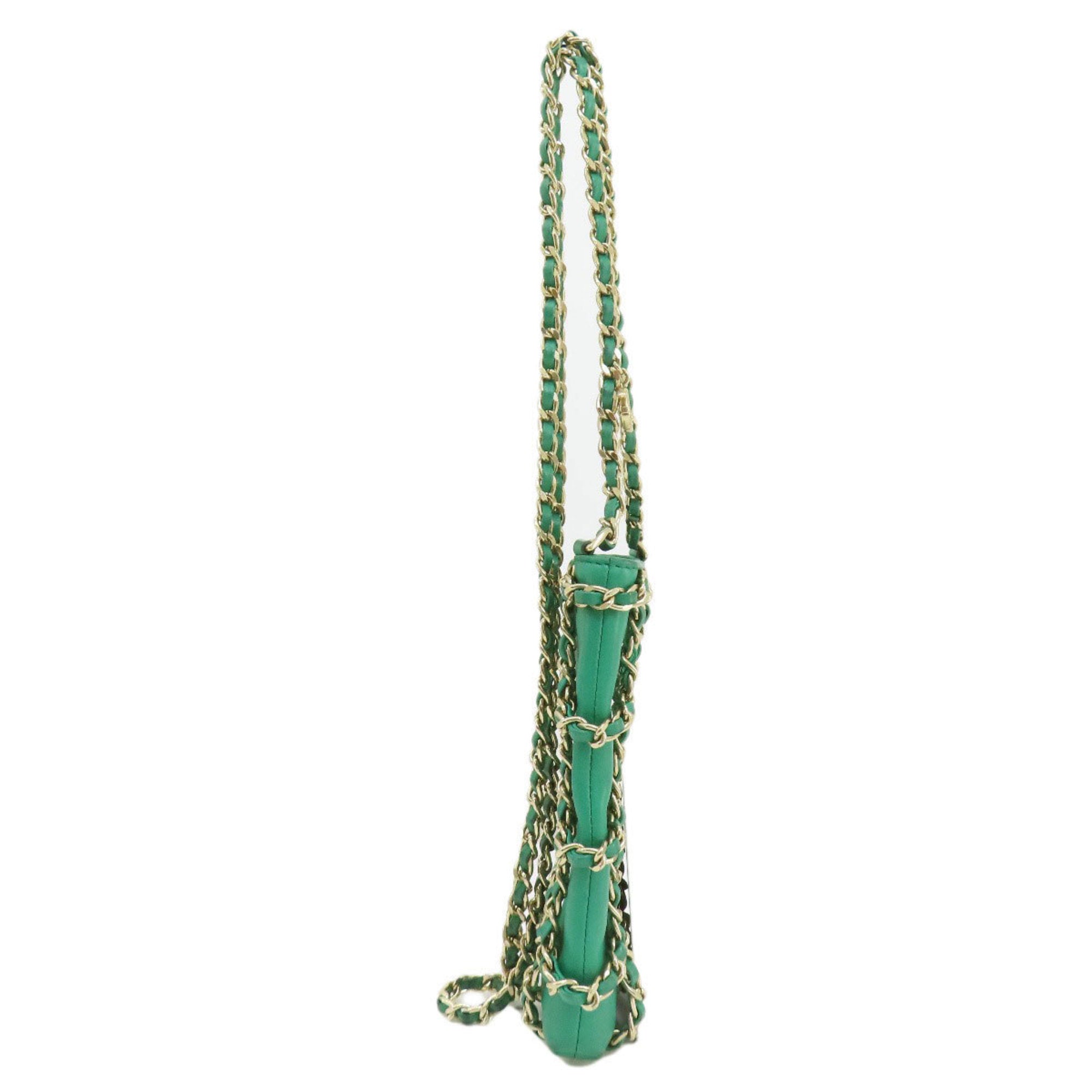 Chanel Green Leather Shoulder Bag (Pre-Owned)