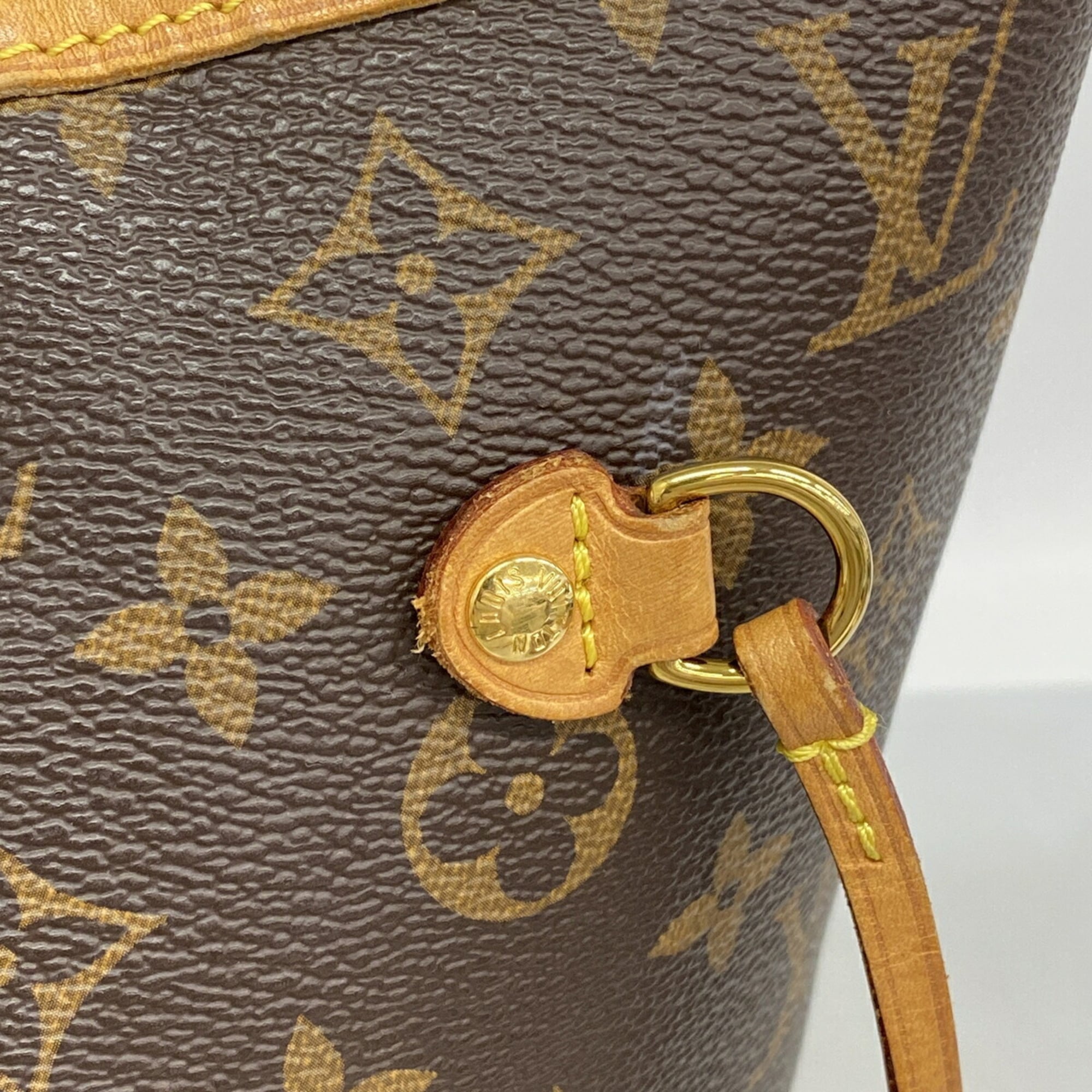 Louis Vuitton Cerise Tote Bag (Pre-Owned)
