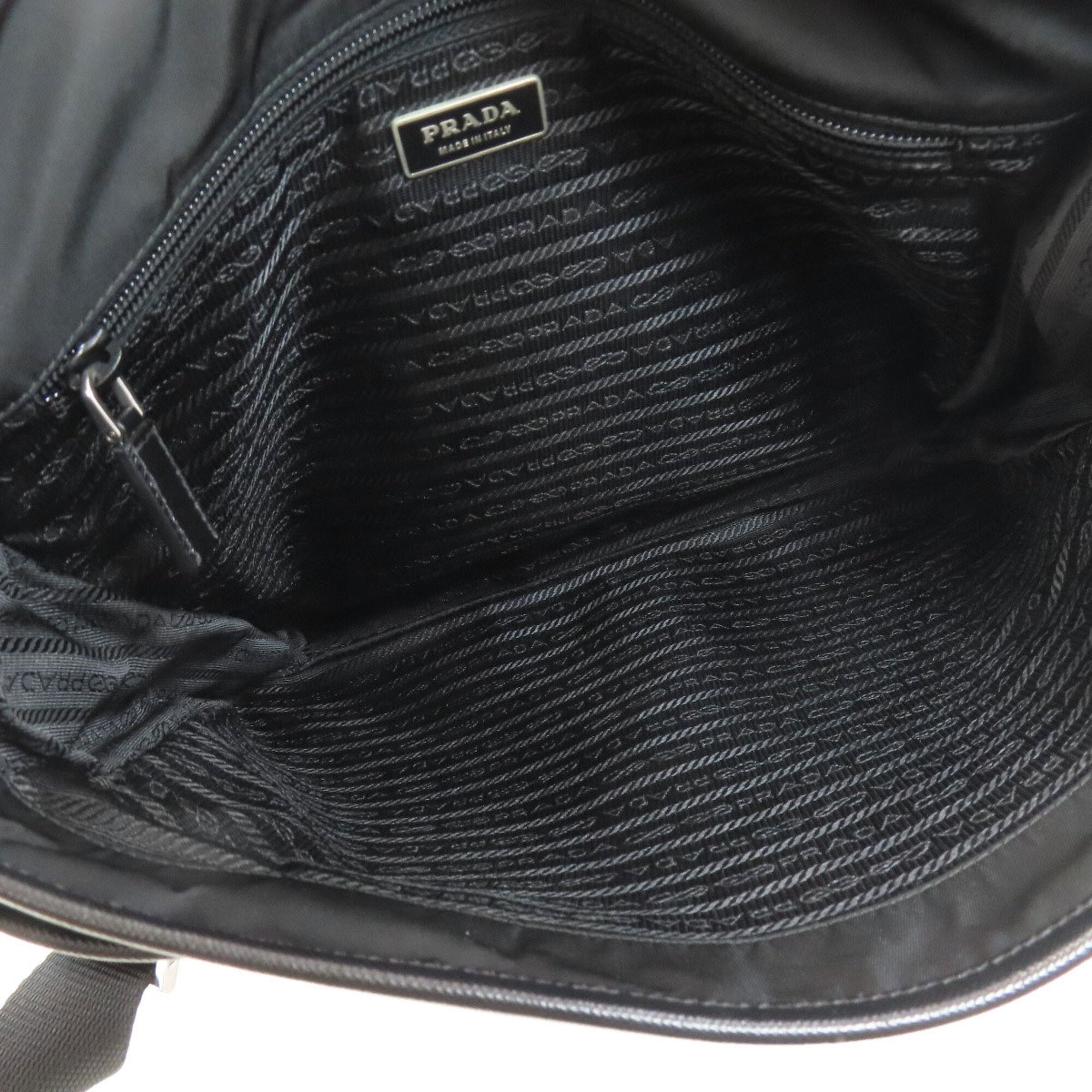 Prada Black Nylon Shoulder Bag (Pre-Owned)