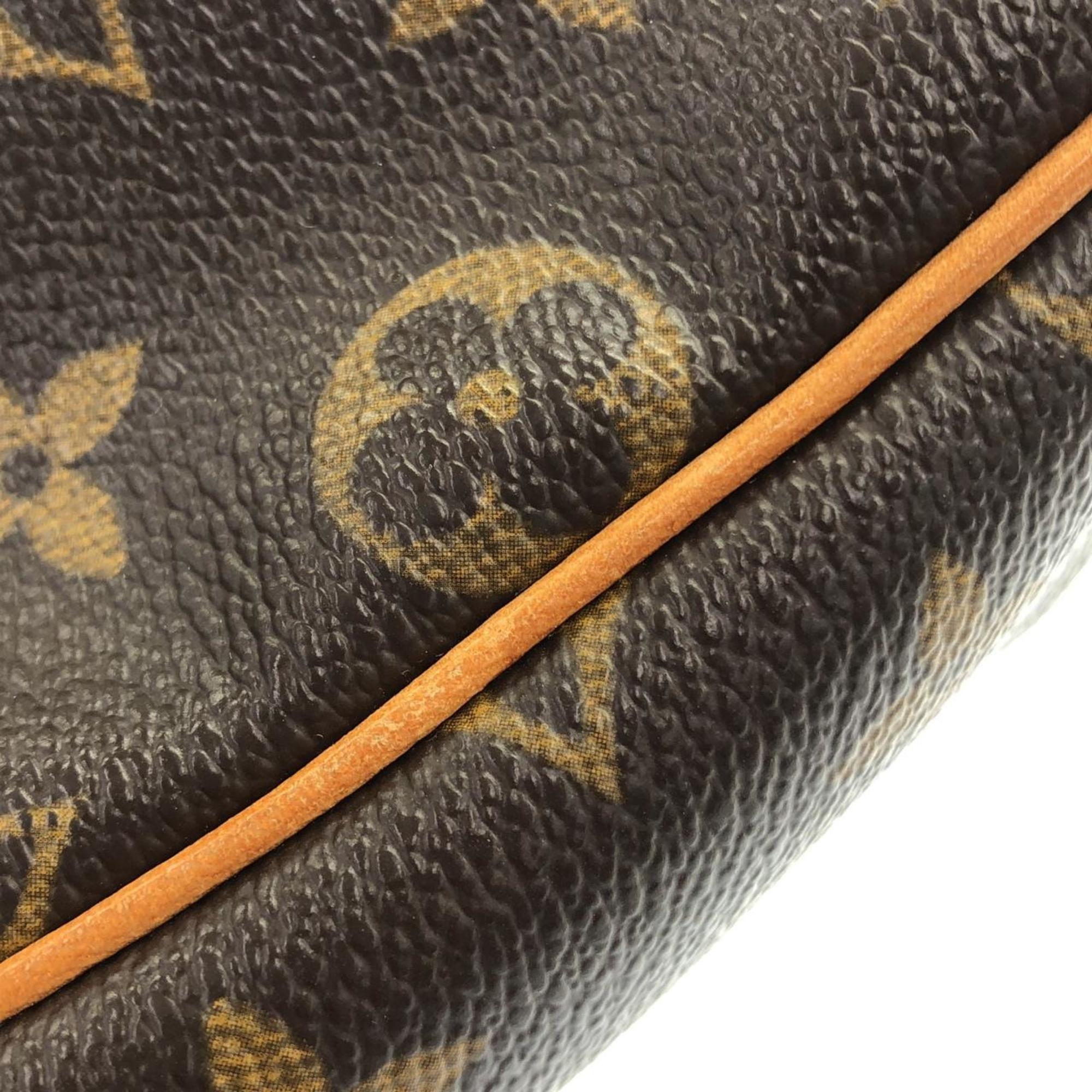 Louis Vuitton Marron Coated Canvas Shoulder Bag (Pre-Owned)