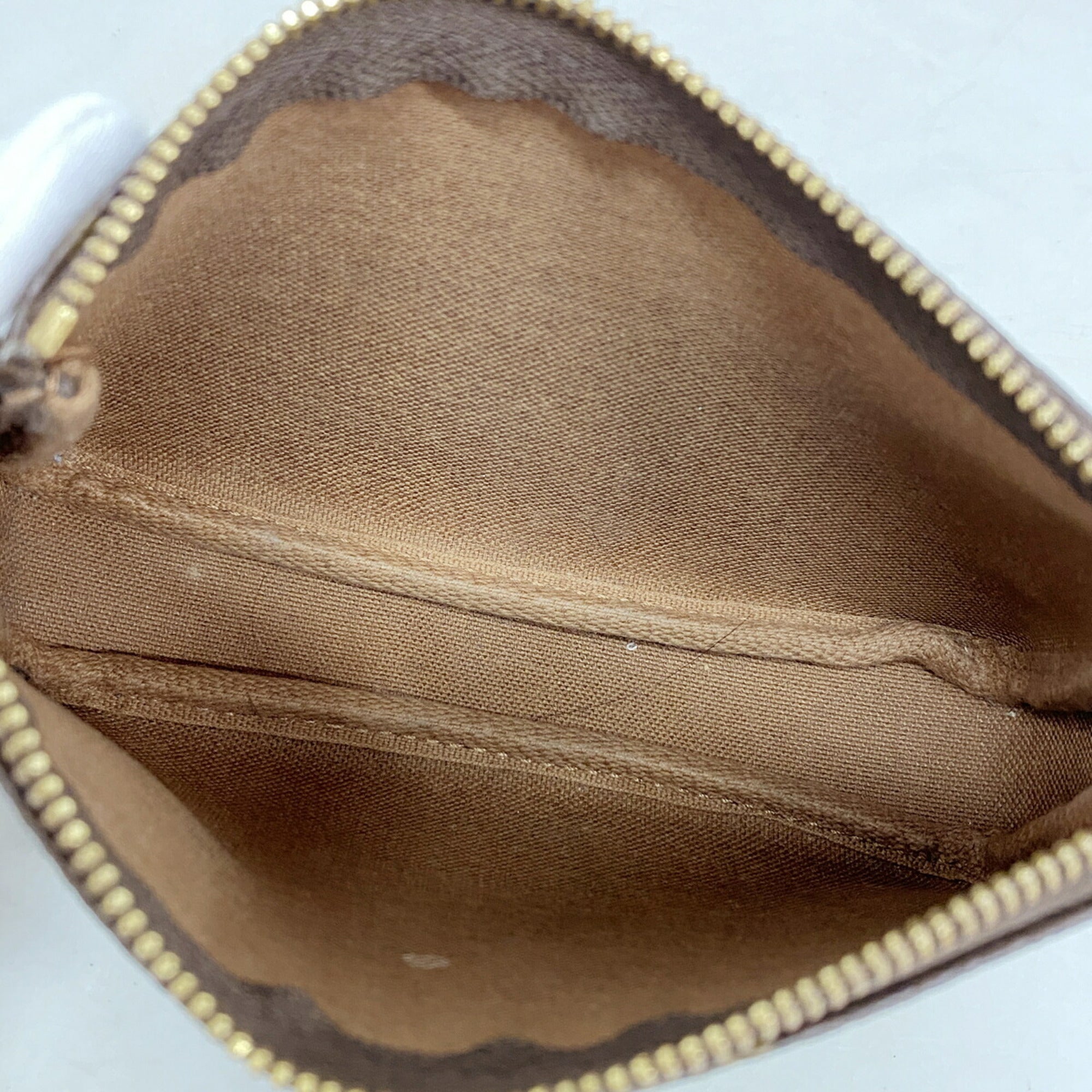 Louis Vuitton Brown Pouch (Pre-Owned)