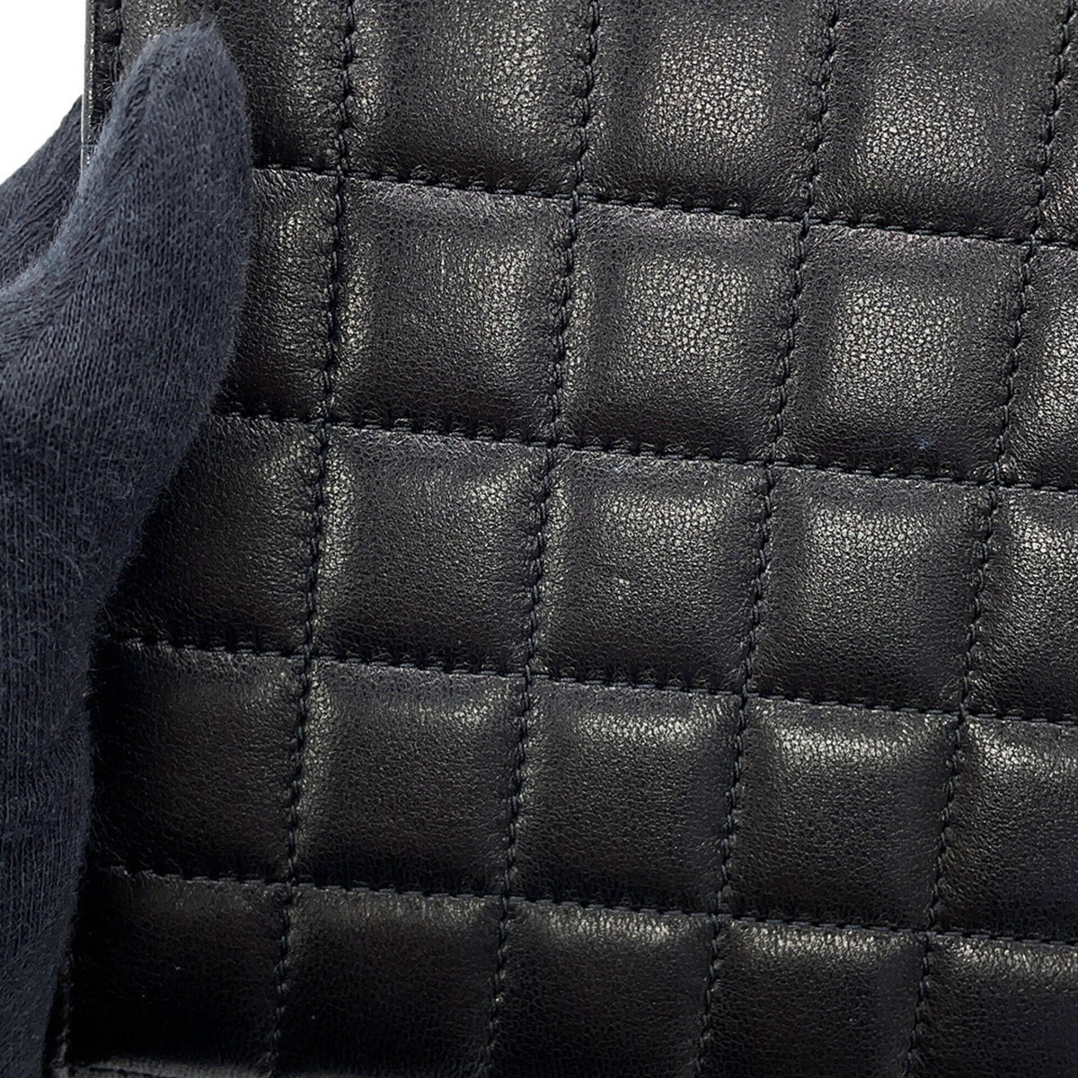 Yves Saint Laurent Black Leather Clutch Bag (Pre-Owned)