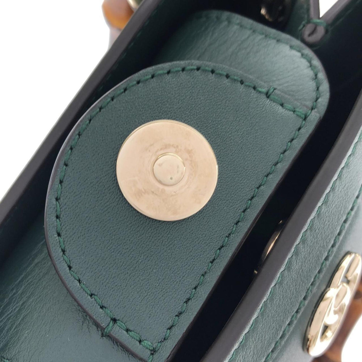Gucci Green Leather Handbag (Pre-Owned)