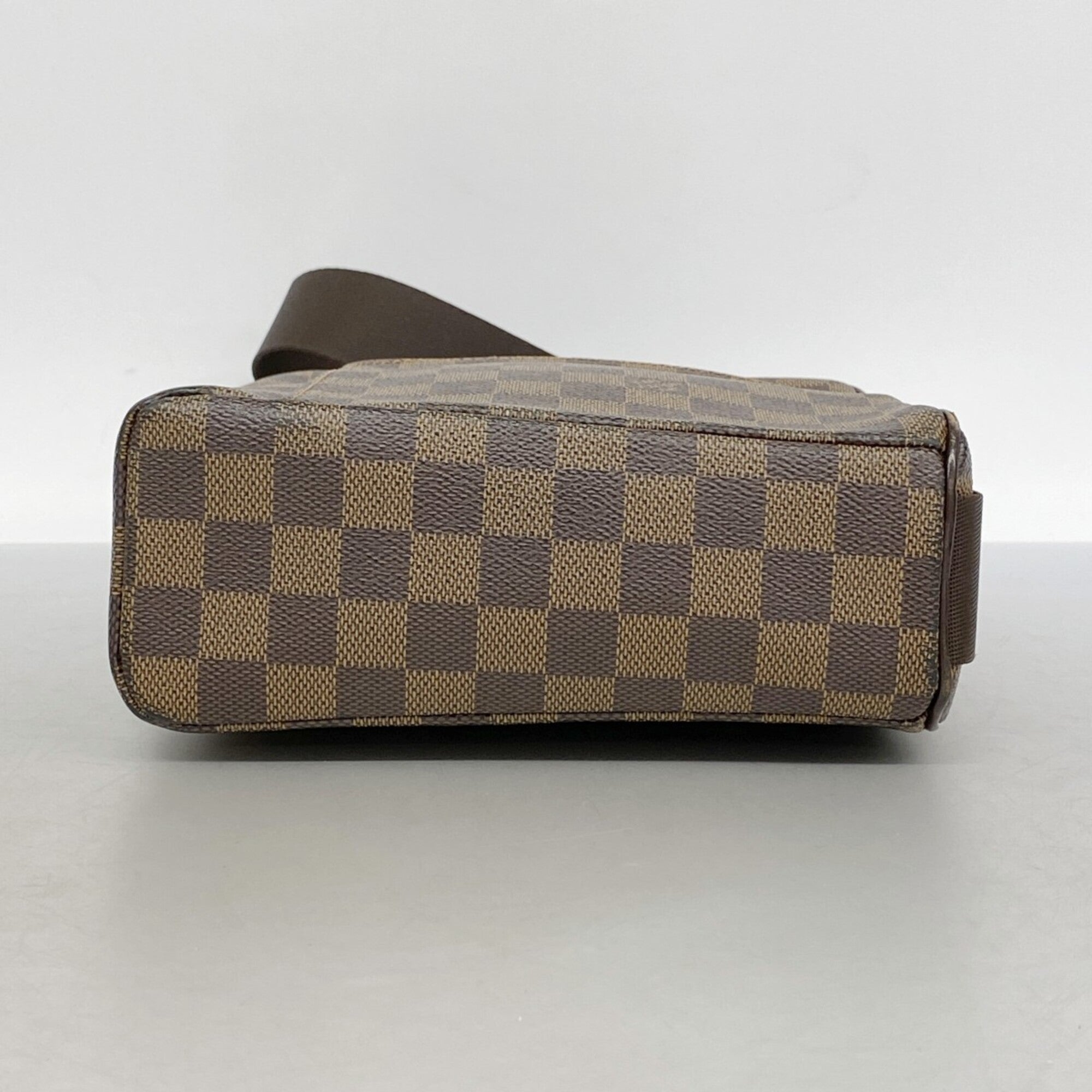 Louis Vuitton Ebene Shoulder Bag (Pre-Owned)