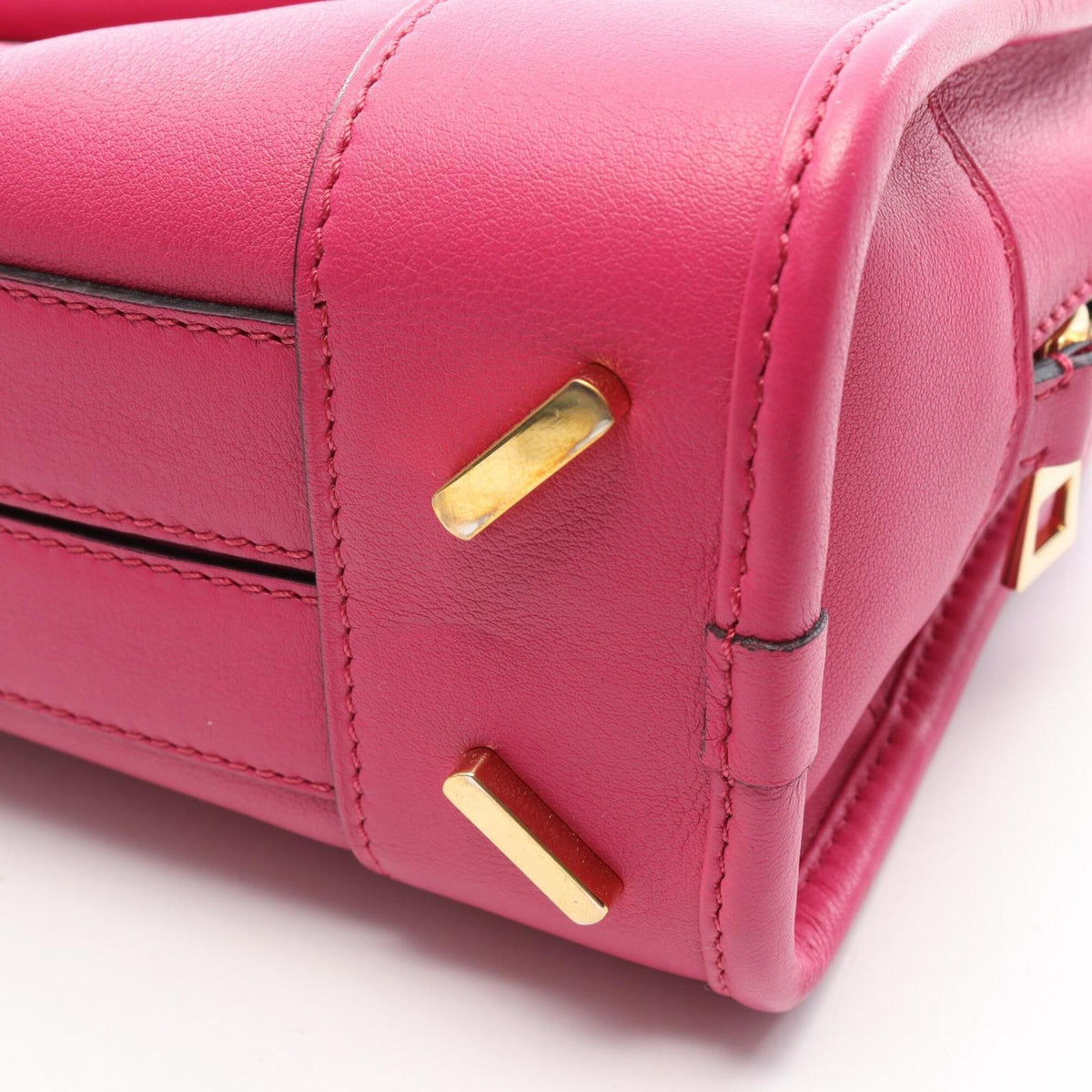 Loewe Pink Leather Handbag (Pre-Owned)
