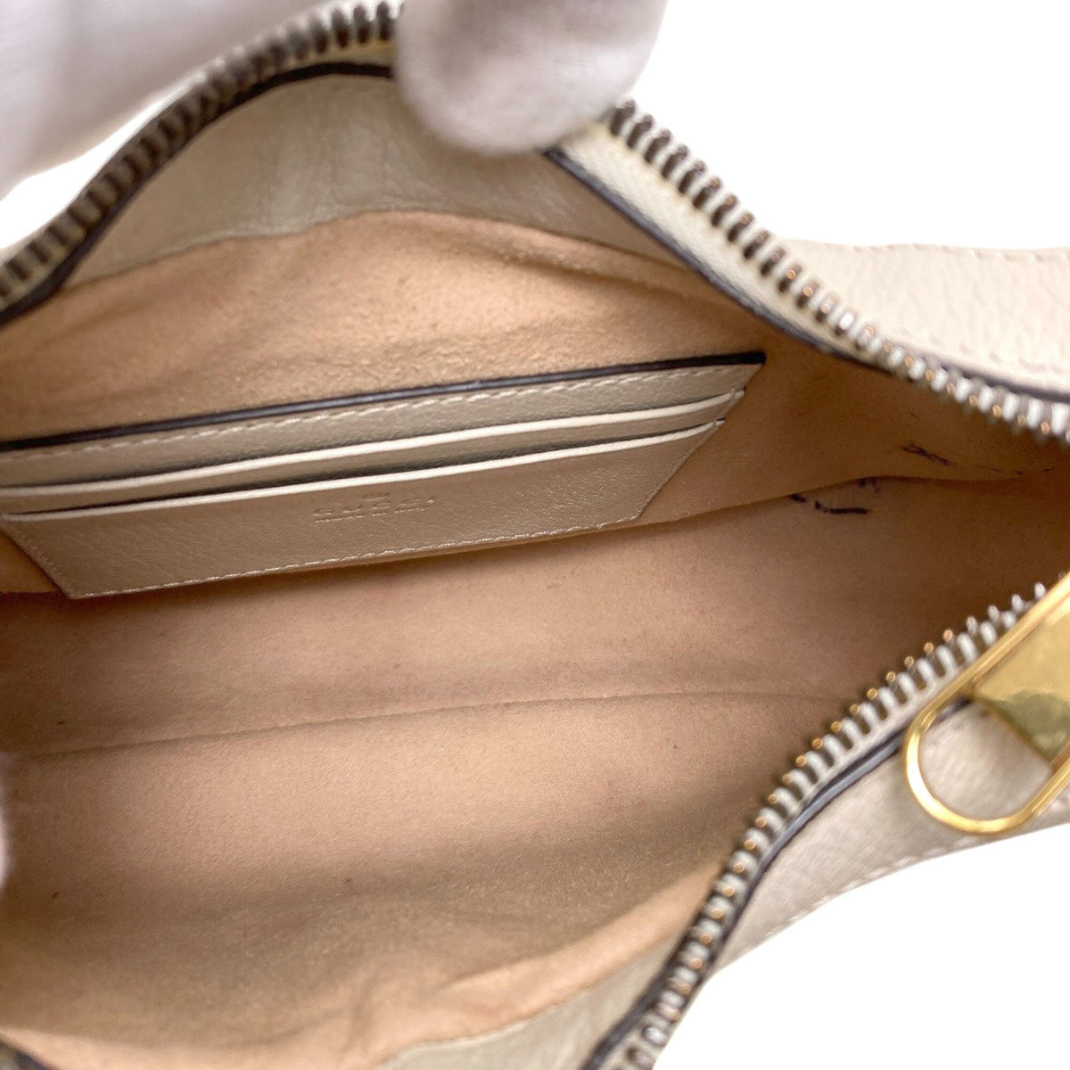 Gucci White Leather Shoulder Bag (Pre-Owned)