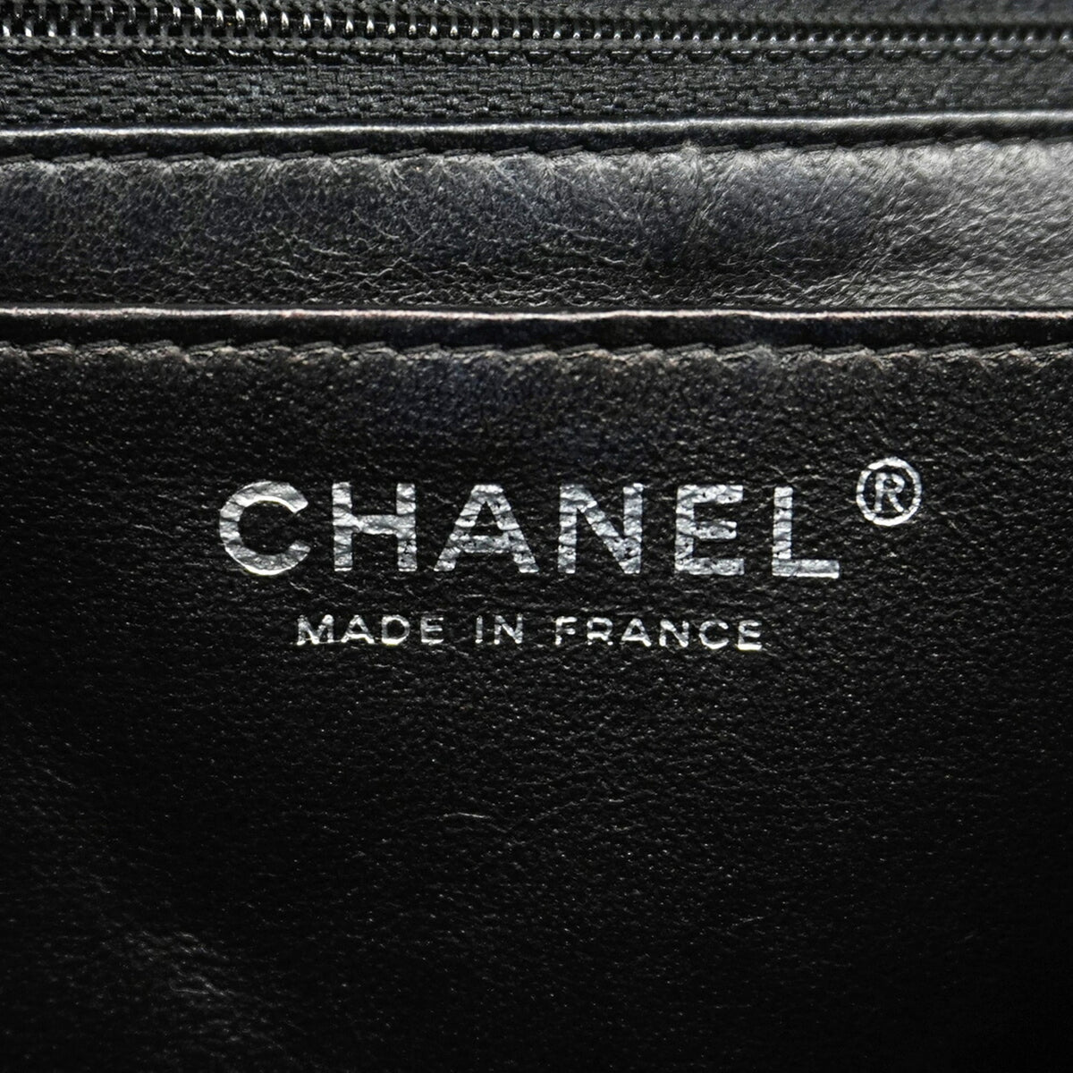 Chanel Black Grained Calfskin Shoulder Bag (Pre-Owned)