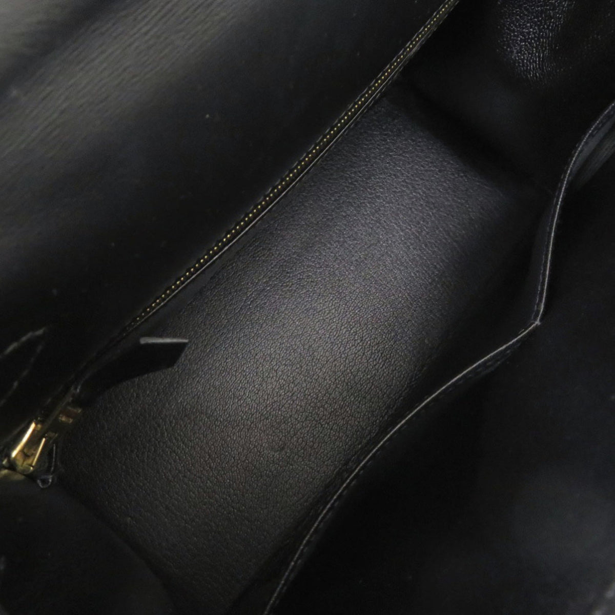 Hermes Black Box Calf Leather Handbag (Pre-Owned)
