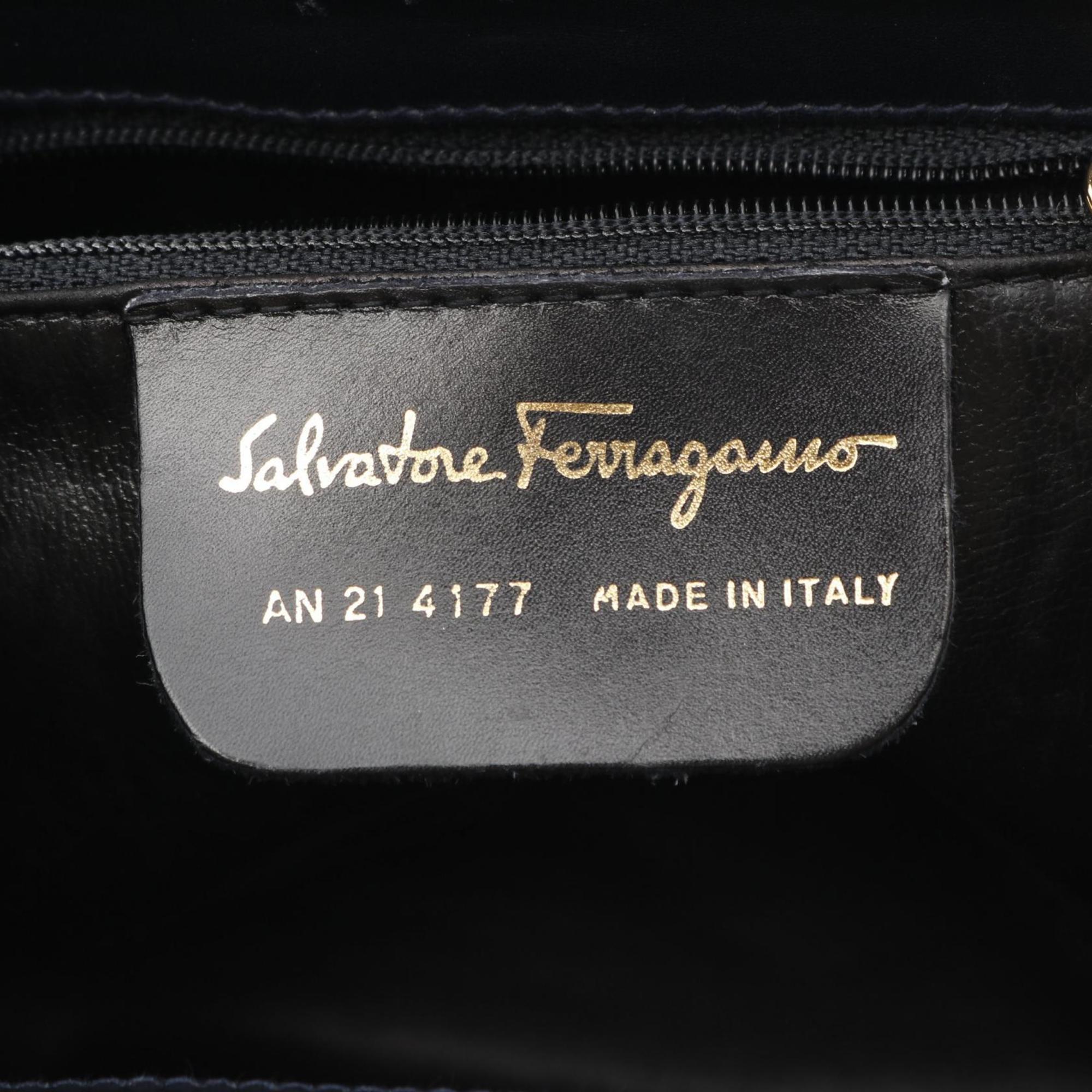 Salvatore Ferragamo Navy Leather Shoulder Bag (Pre-Owned)