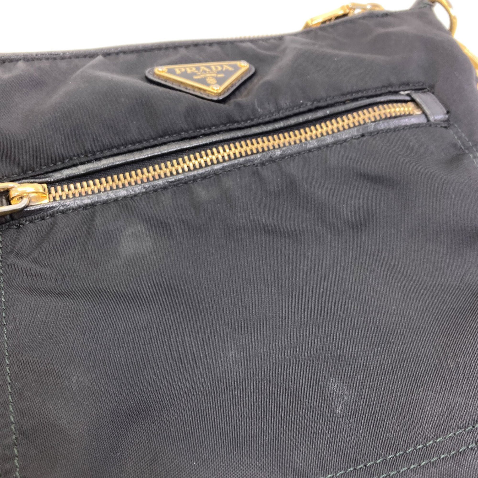 Prada Black Nylon Shoulder Bag (Pre-Owned)